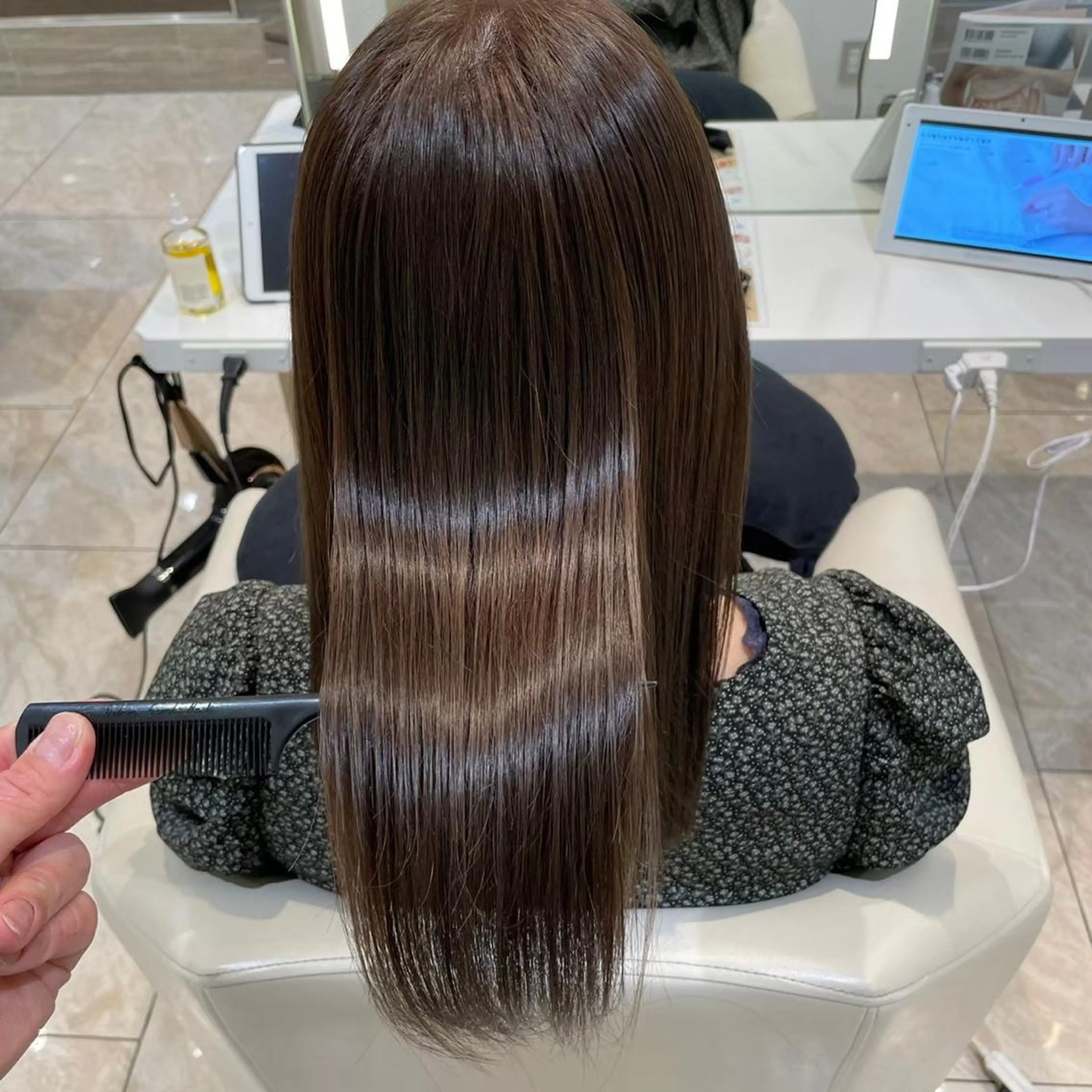 minimo限定価格✨ヘアカラー＋トリートメントの写真