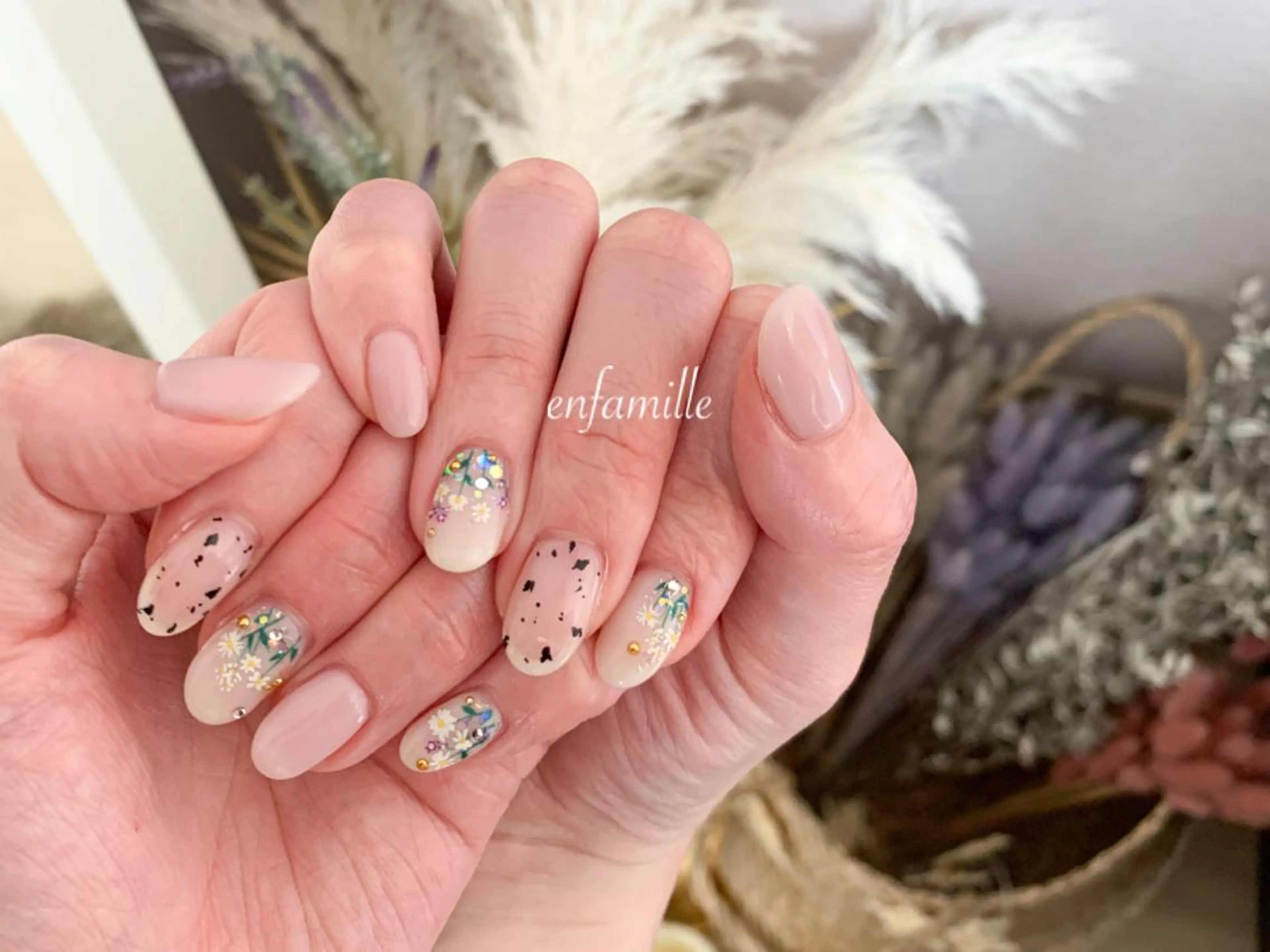 ネイル ハンドネイル nail salon en familleのネイルデザイン