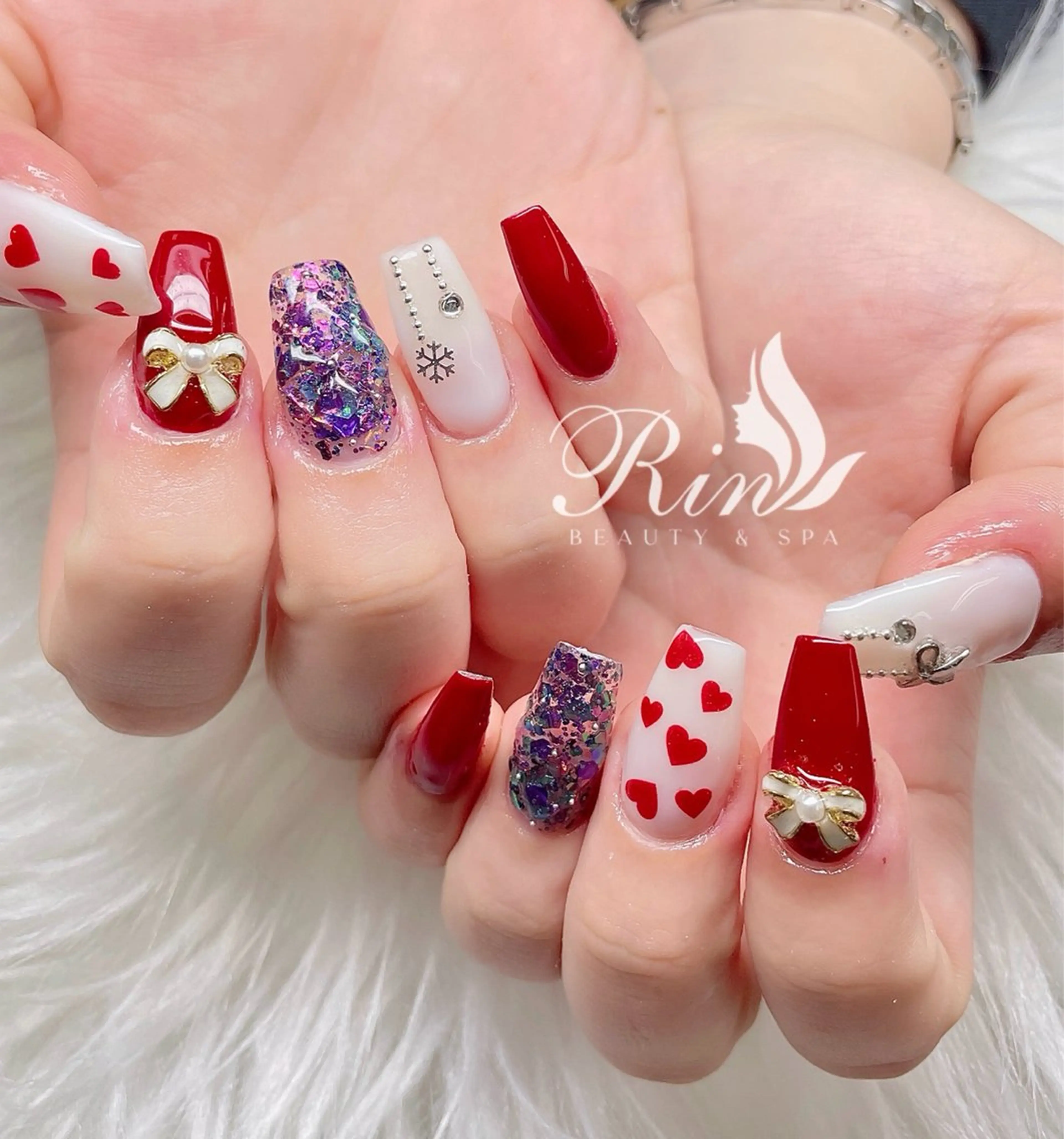 ロング 韓国風ヘア Rin Nail 新大久保店のネイルデザイン