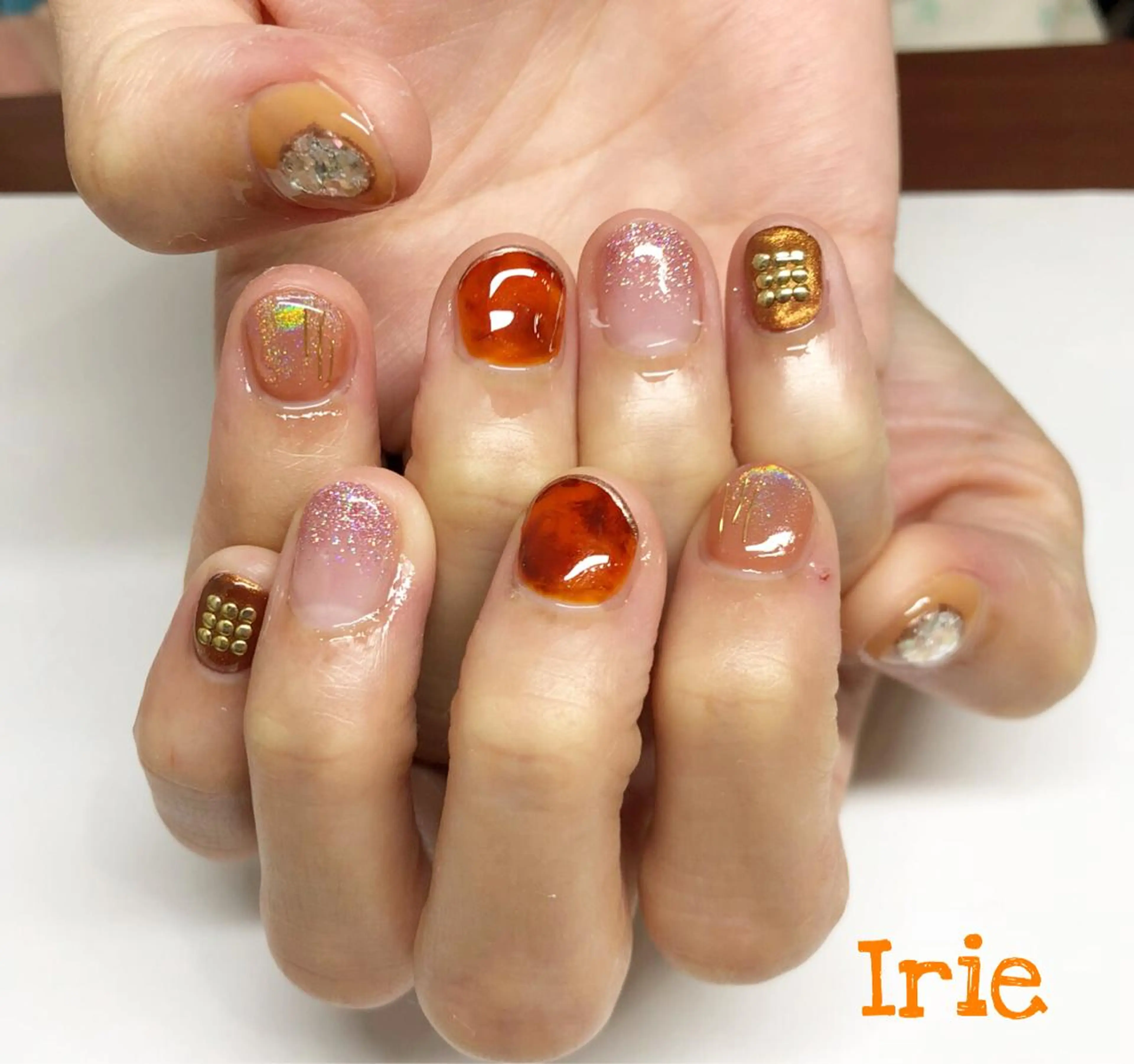 ネイル Hair salon Irie所属・與儀 知佳のネイルデザイン