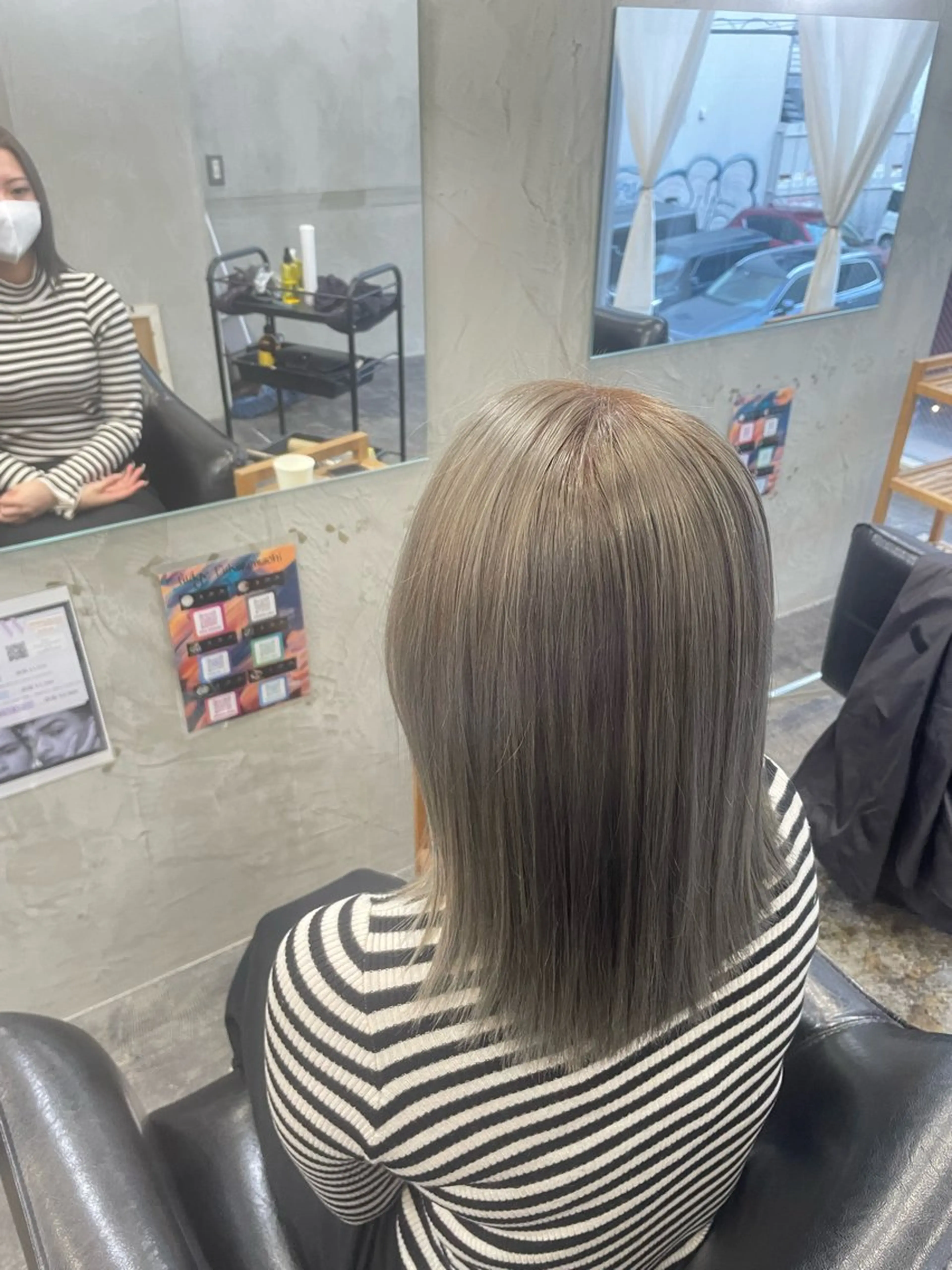 カラー ベージュカラー ブリーチ オリーブベージュ ヘアカラー MaisonHALU さくらのヘアスタイル