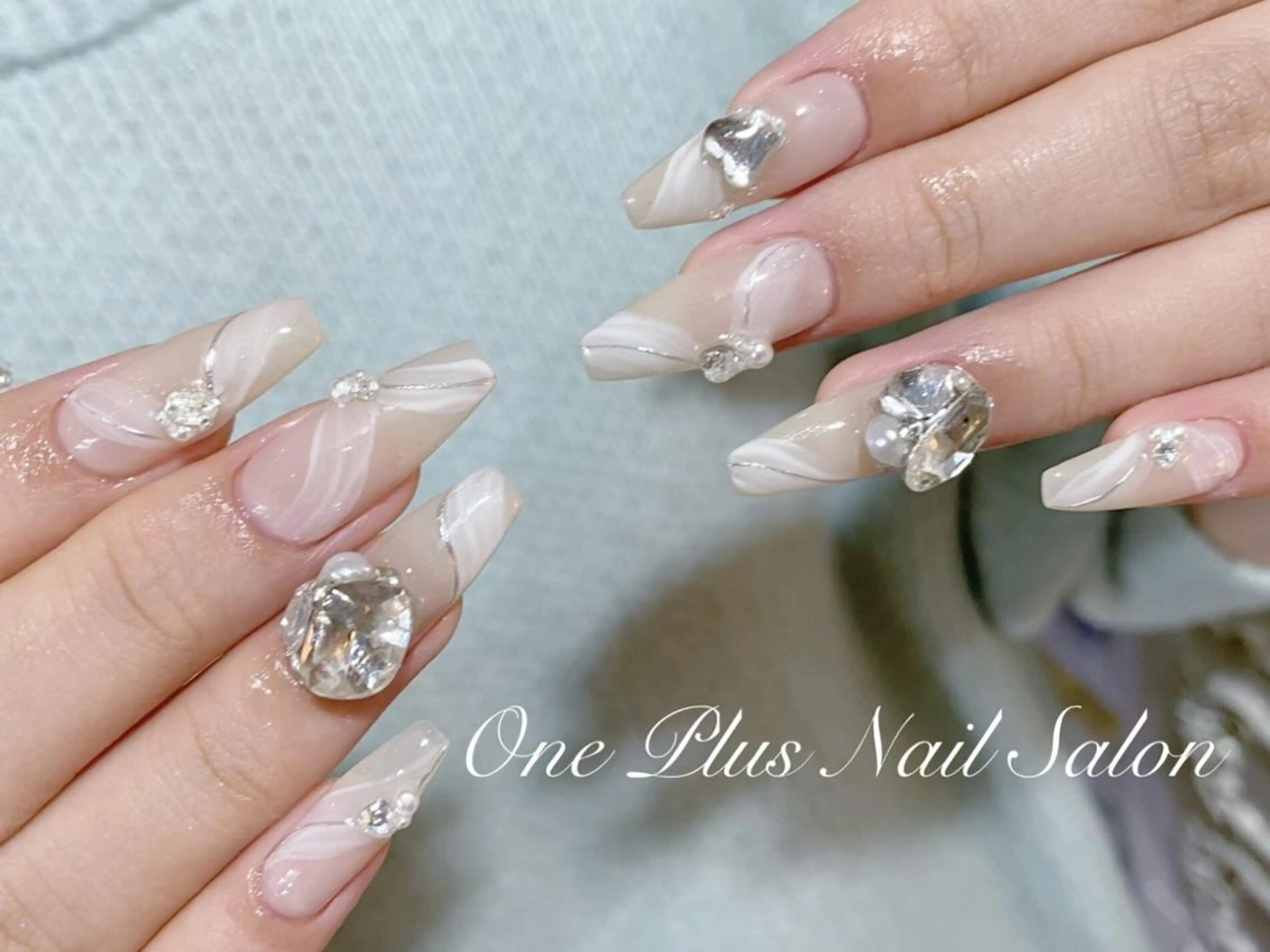 ネイル ジェルネイル キラキラネイル 韓国ネイル ラメ(グリッター) マグネットネイル haruka 🧸のネイルデザイン