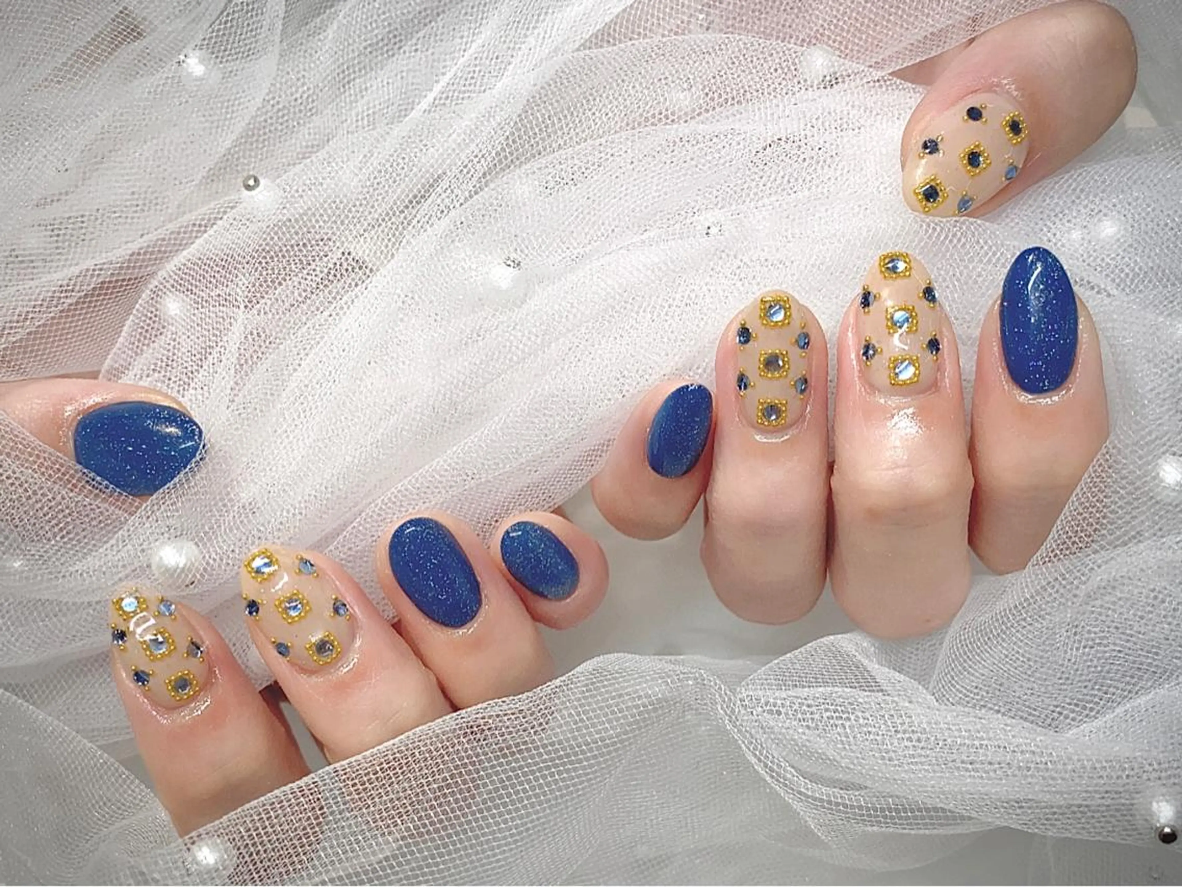 ネイル I-nailロング /ワンホン/キラキラのネイルデザイン