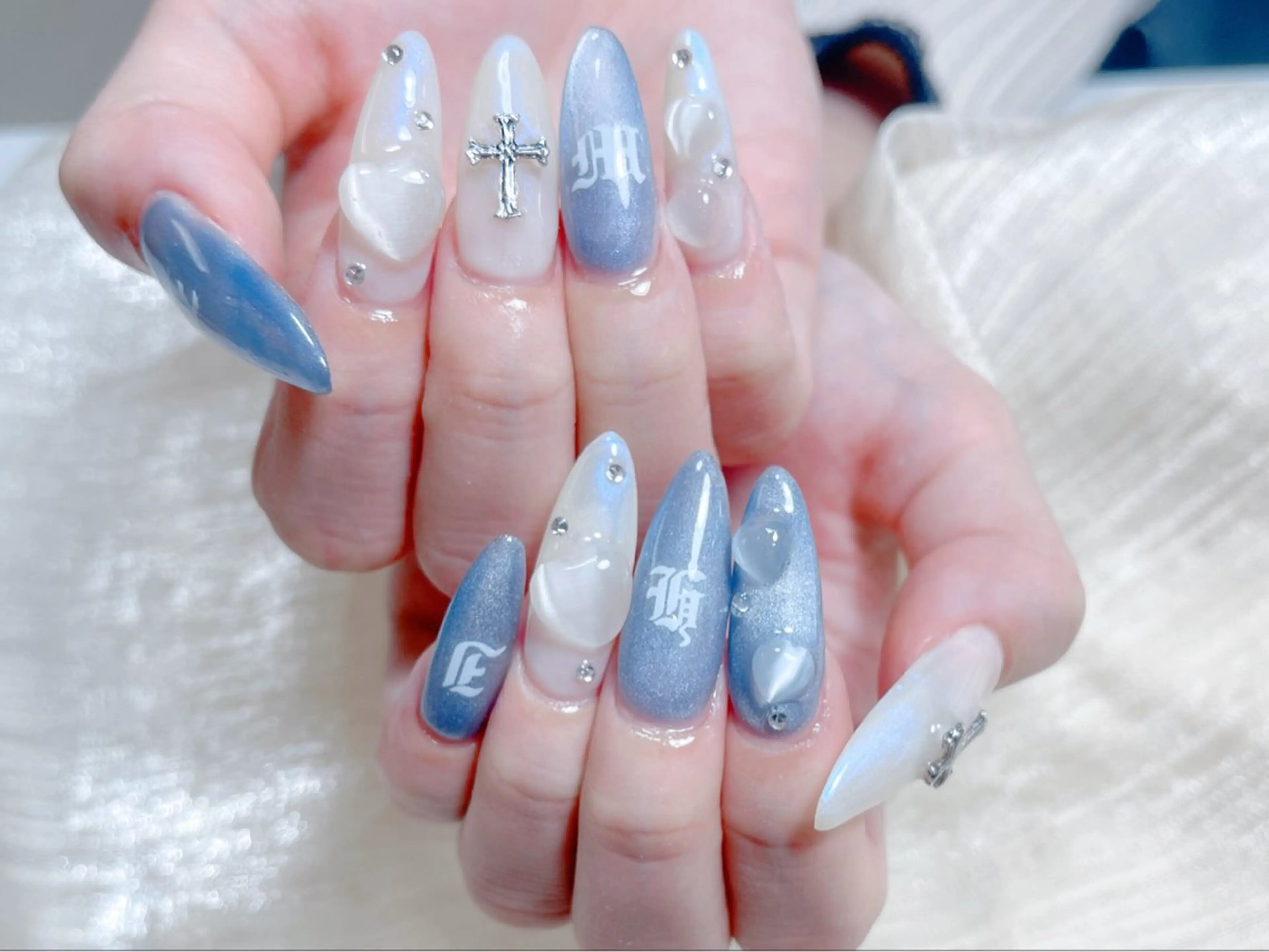 ネイル ハンドネイル 🎀ネイルサロン エクラYUI🎀のネイルデザイン