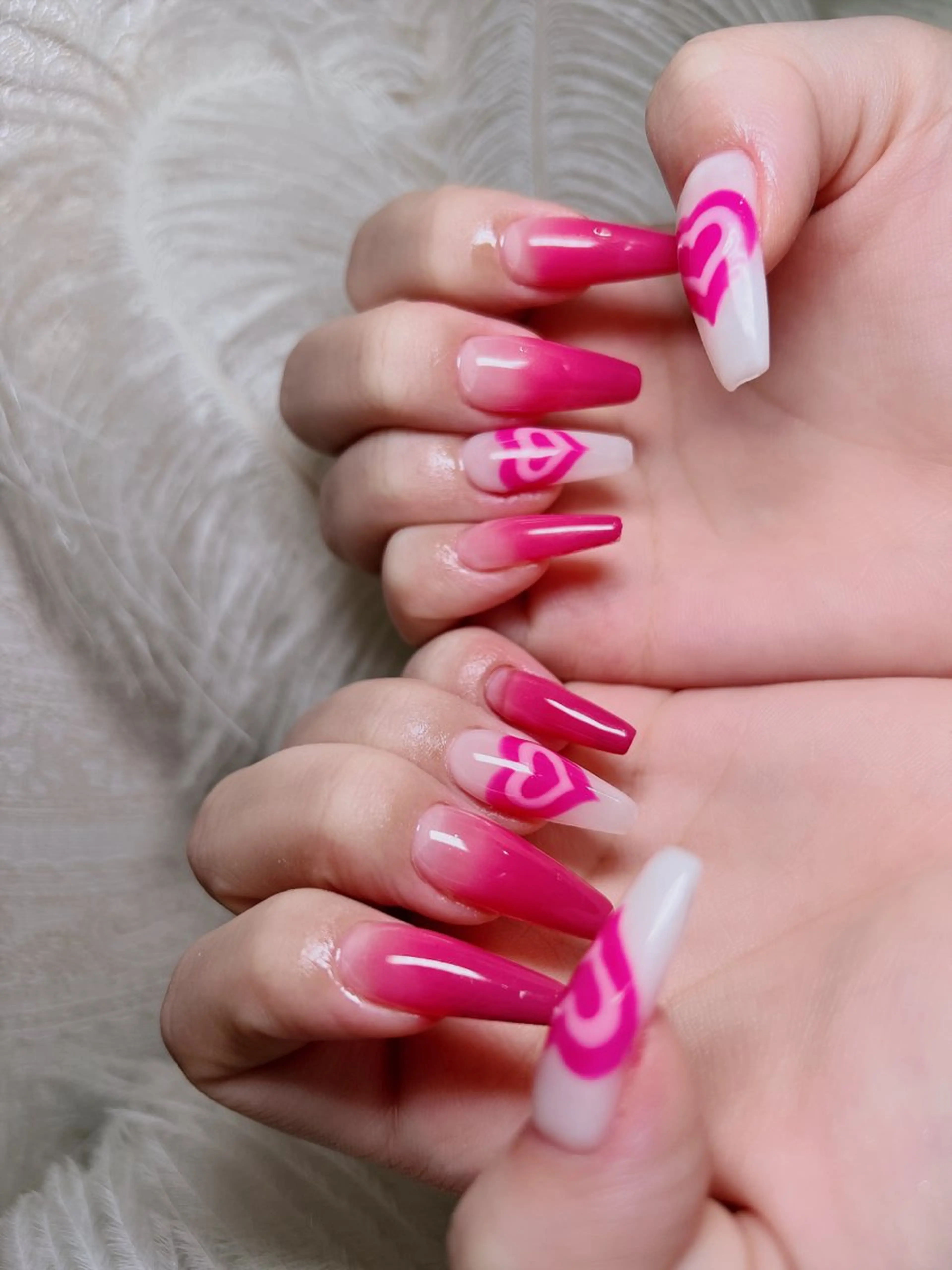 ネイル ハンドネイル Ubuntu🎀 ネイルサロン✨のネイルデザイン