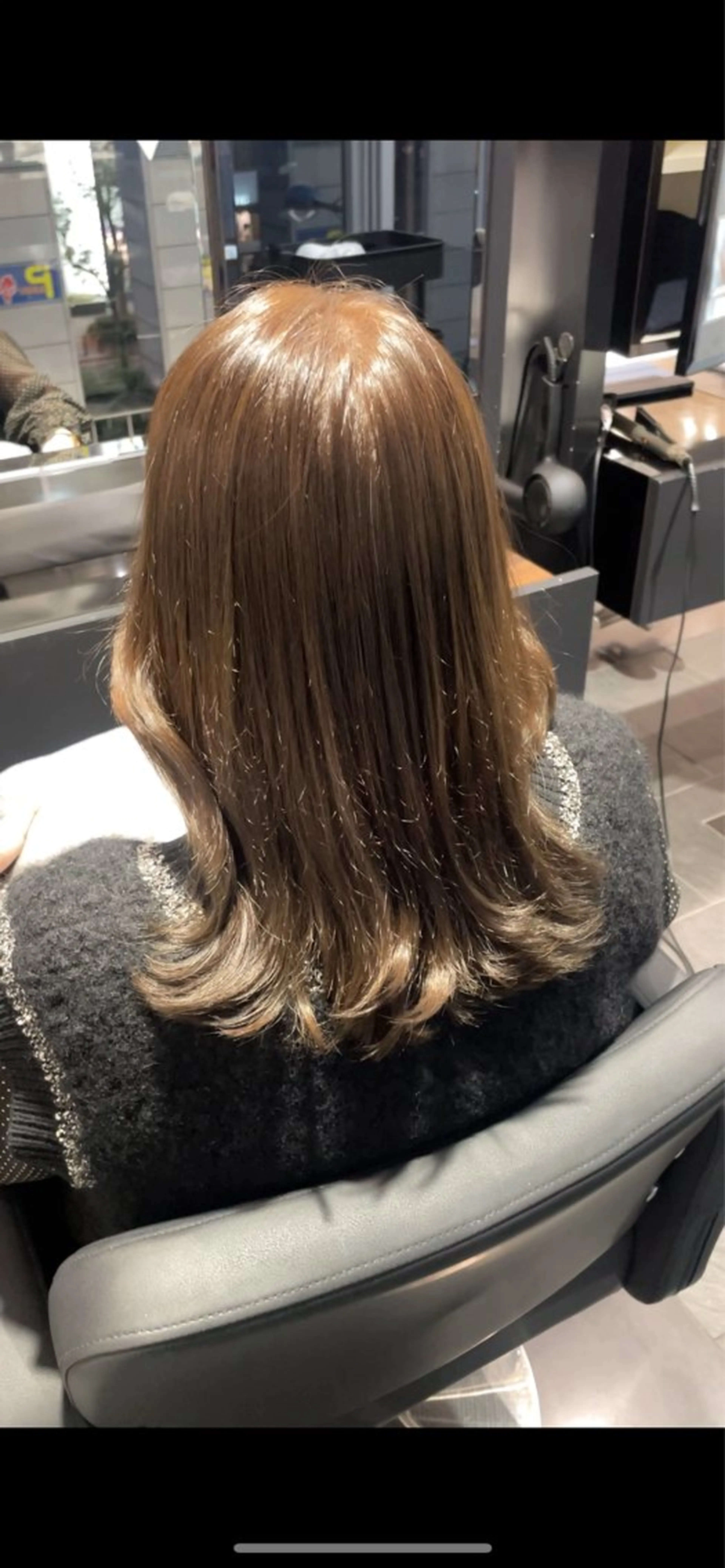 ミディアム カラー 似合わせ前髪／ 小顔カット🎀そうのヘアスタイル