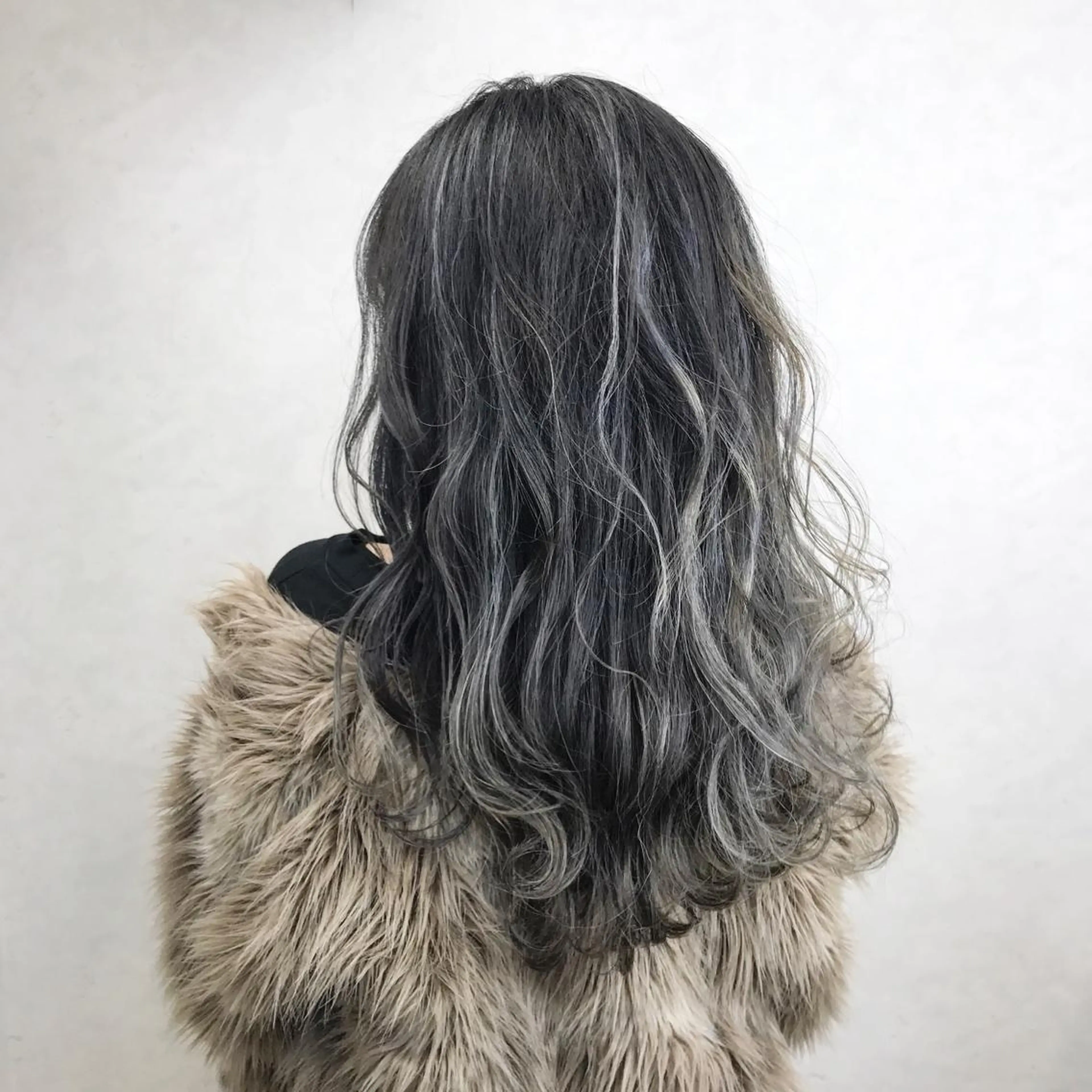 ロング カラー TATSUYA アートディレクターのヘアスタイル