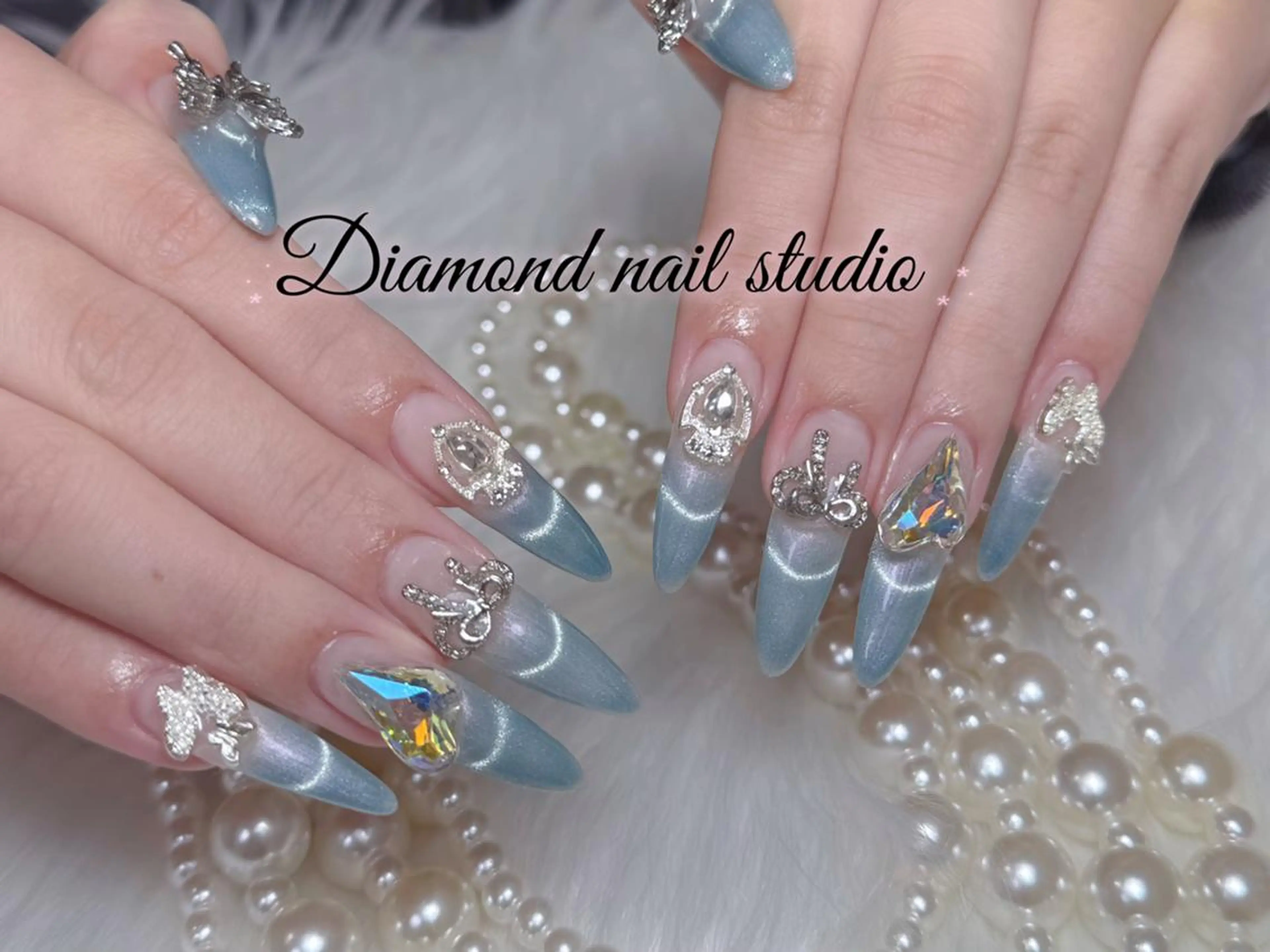 ネイル アートネイル オーロラネイル ガーリー キラキラネイル マグネットネイル ハンドネイル ハンドケア Diamond Kokona🩷のネイルデザイン