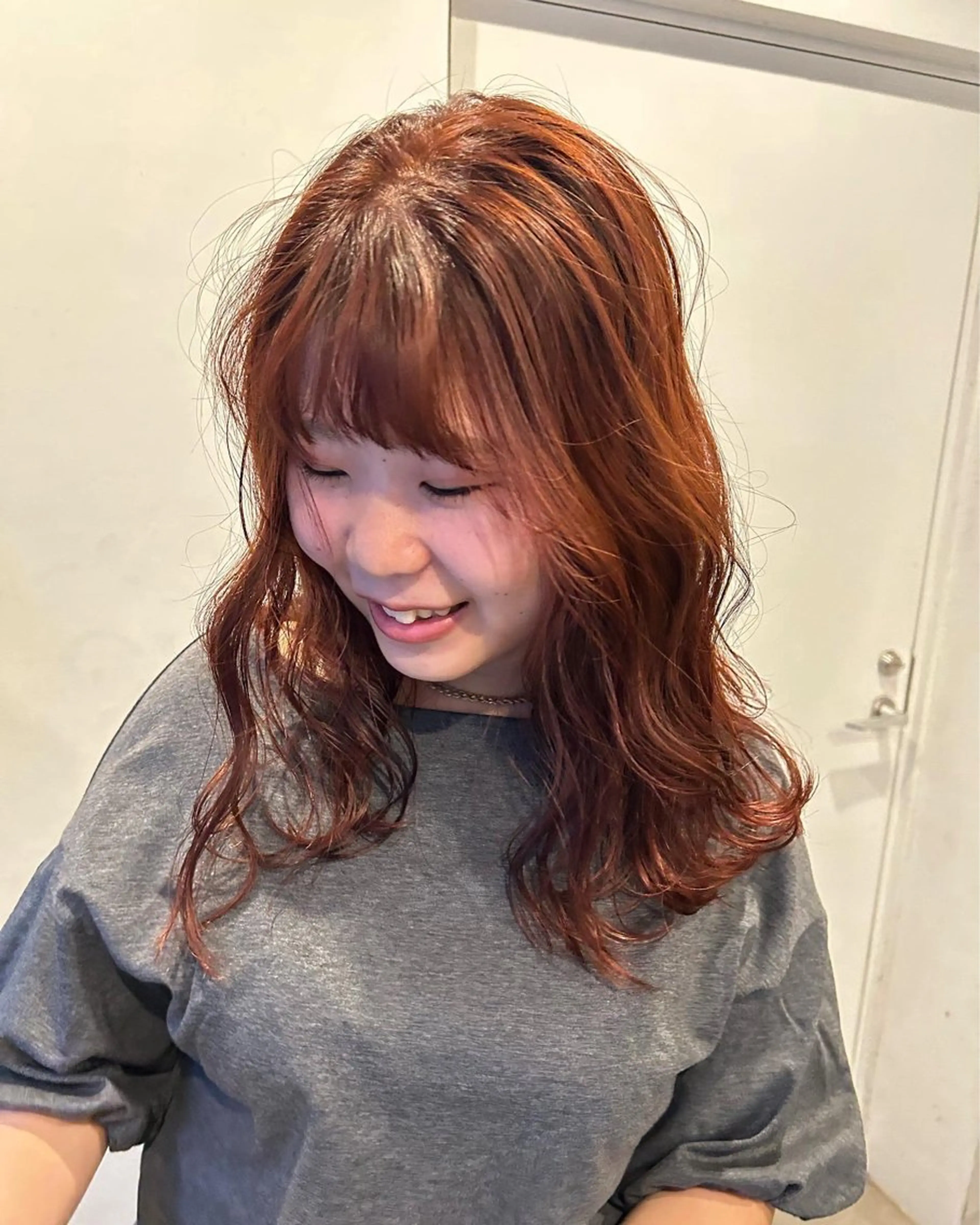 ミディアム カット ヘアカラー トリートメント hen所属・心斎橋/レイヤー/ ブリーチ/モエのヘアスタイル