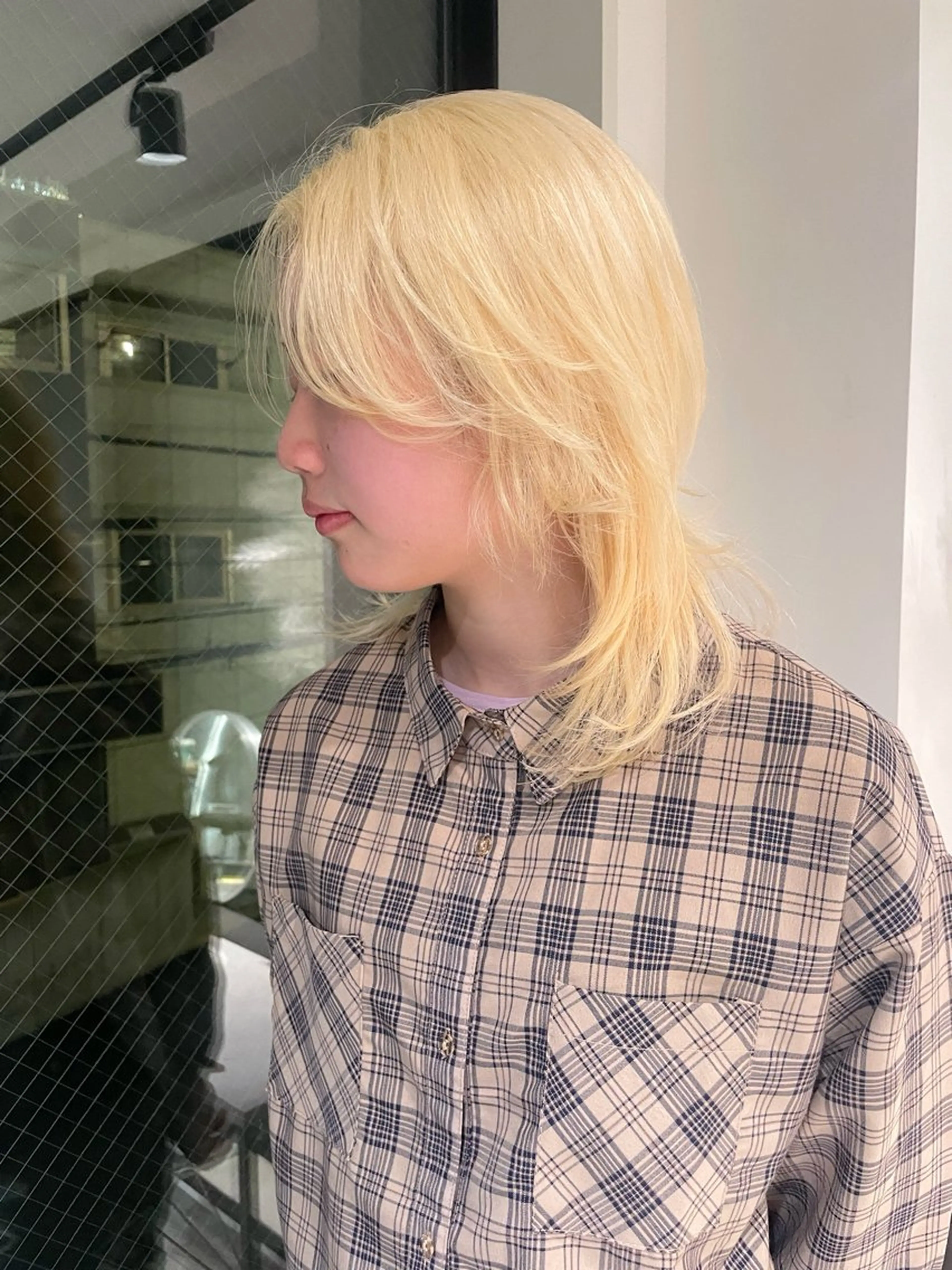 セミロング GO TODAY SHAiRE SALON 原宿本店所属・REINA/ブリーチ /ハイトーン/原宿のヘアスタイル