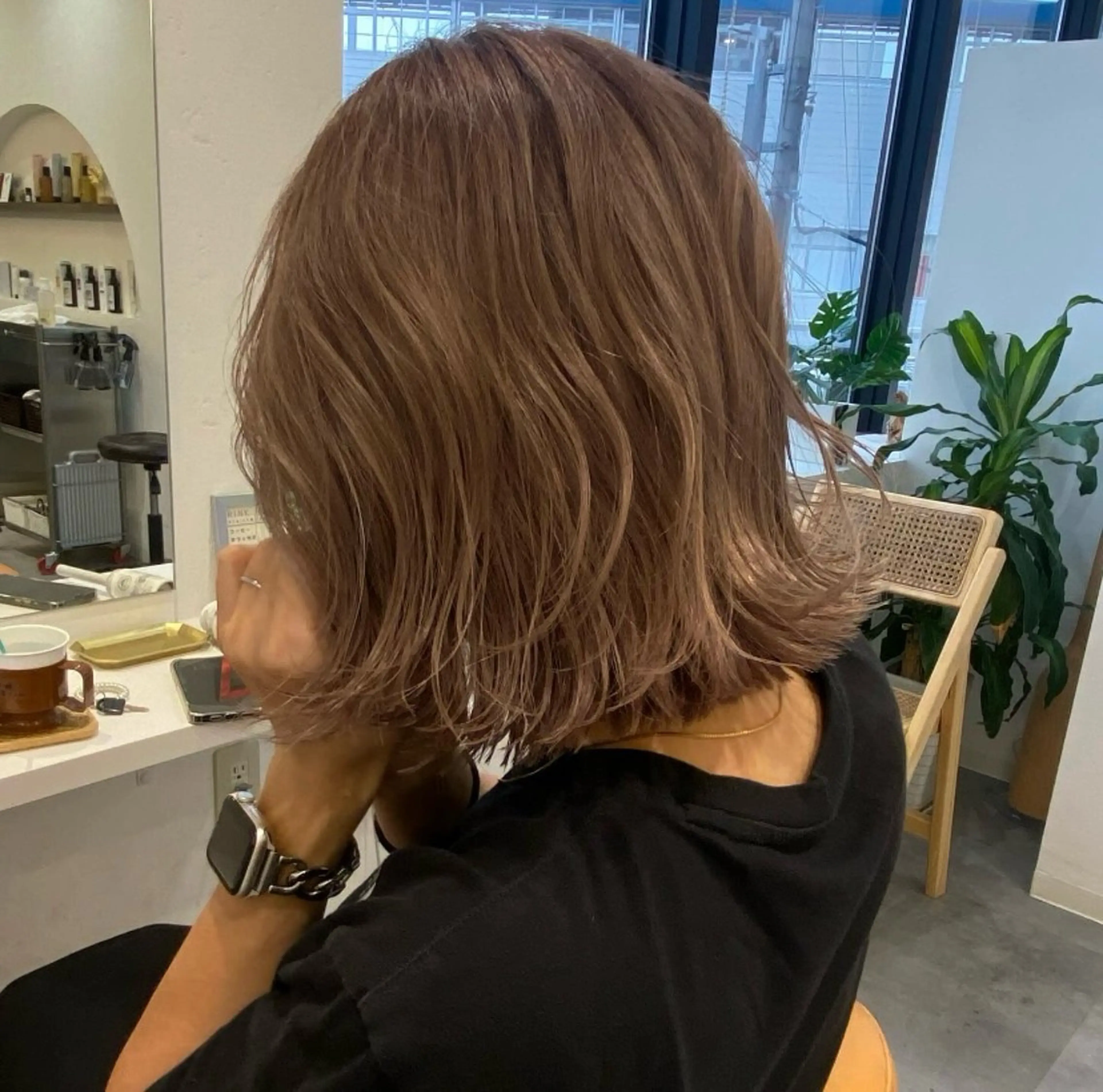 ショート カラー カット ヘアカラー 西元 亜由美のヘアスタイル