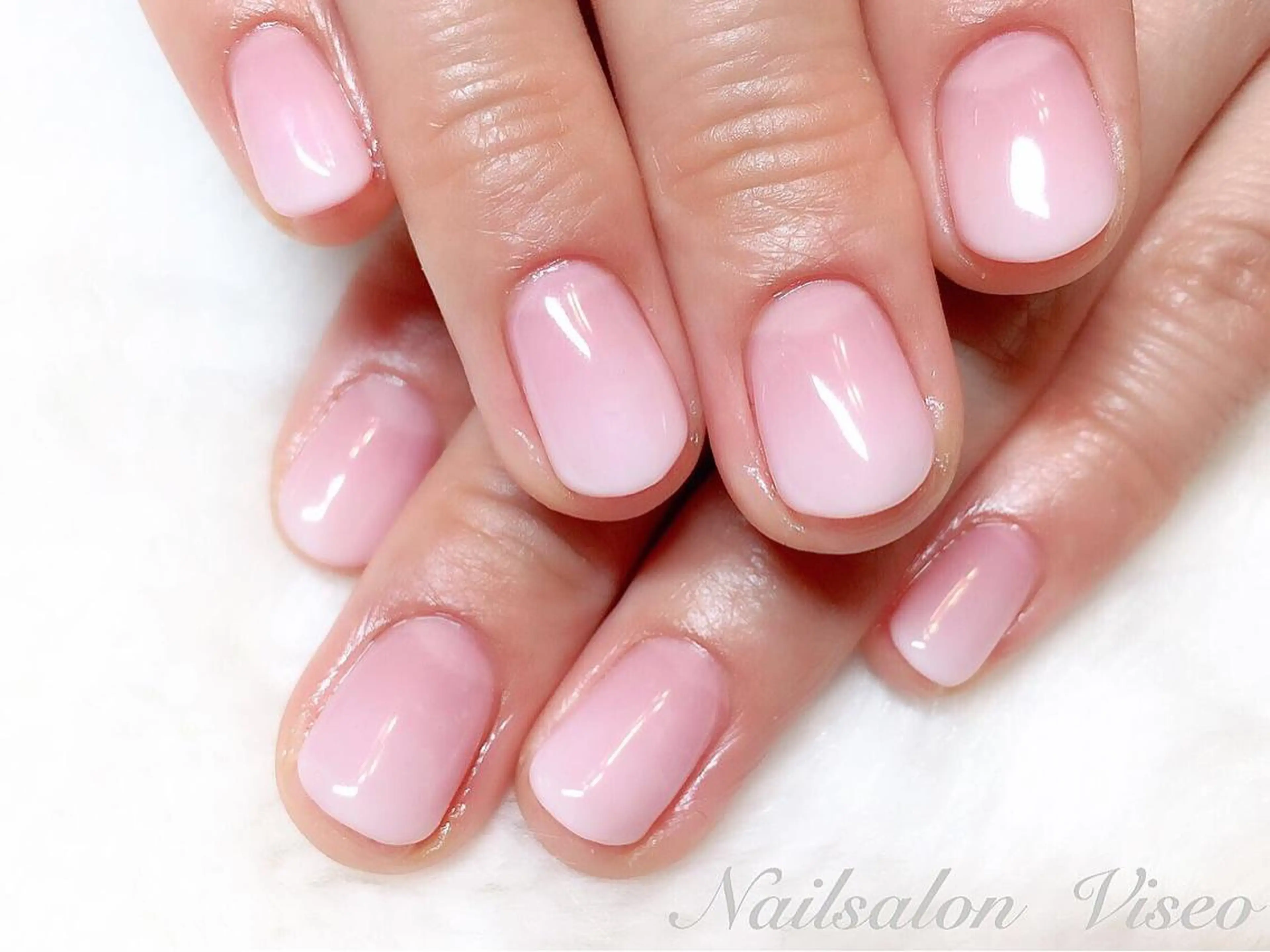 ネイル Viseo《6週間 長持ちパラジェル》のネイルデザイン