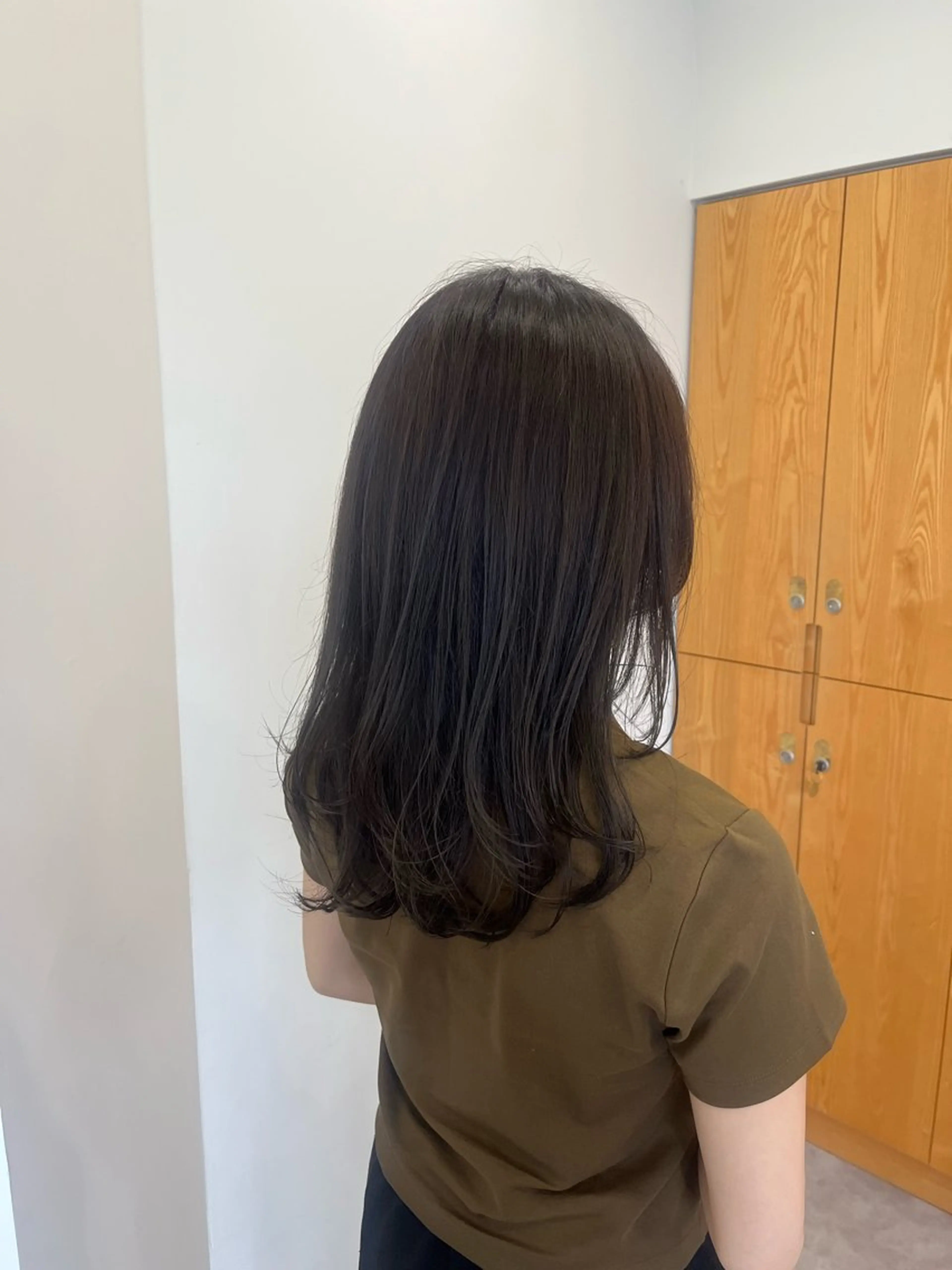 セミロング 艶髪☆ 秋田 遥華のヘアスタイル