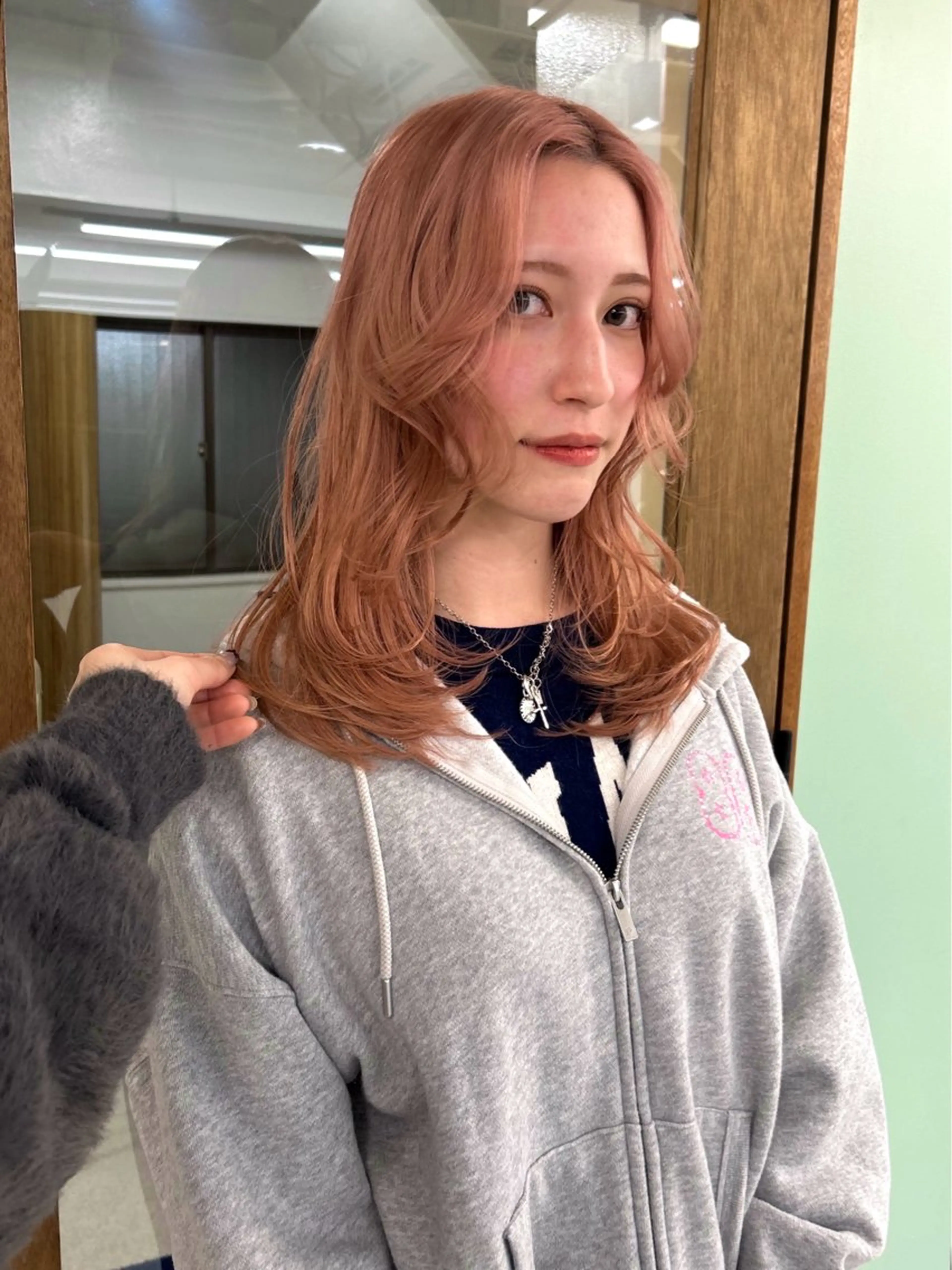 ミディアム カット ヘアカラー レイヤー・ボブカット ／もえまる🌻のヘアスタイル