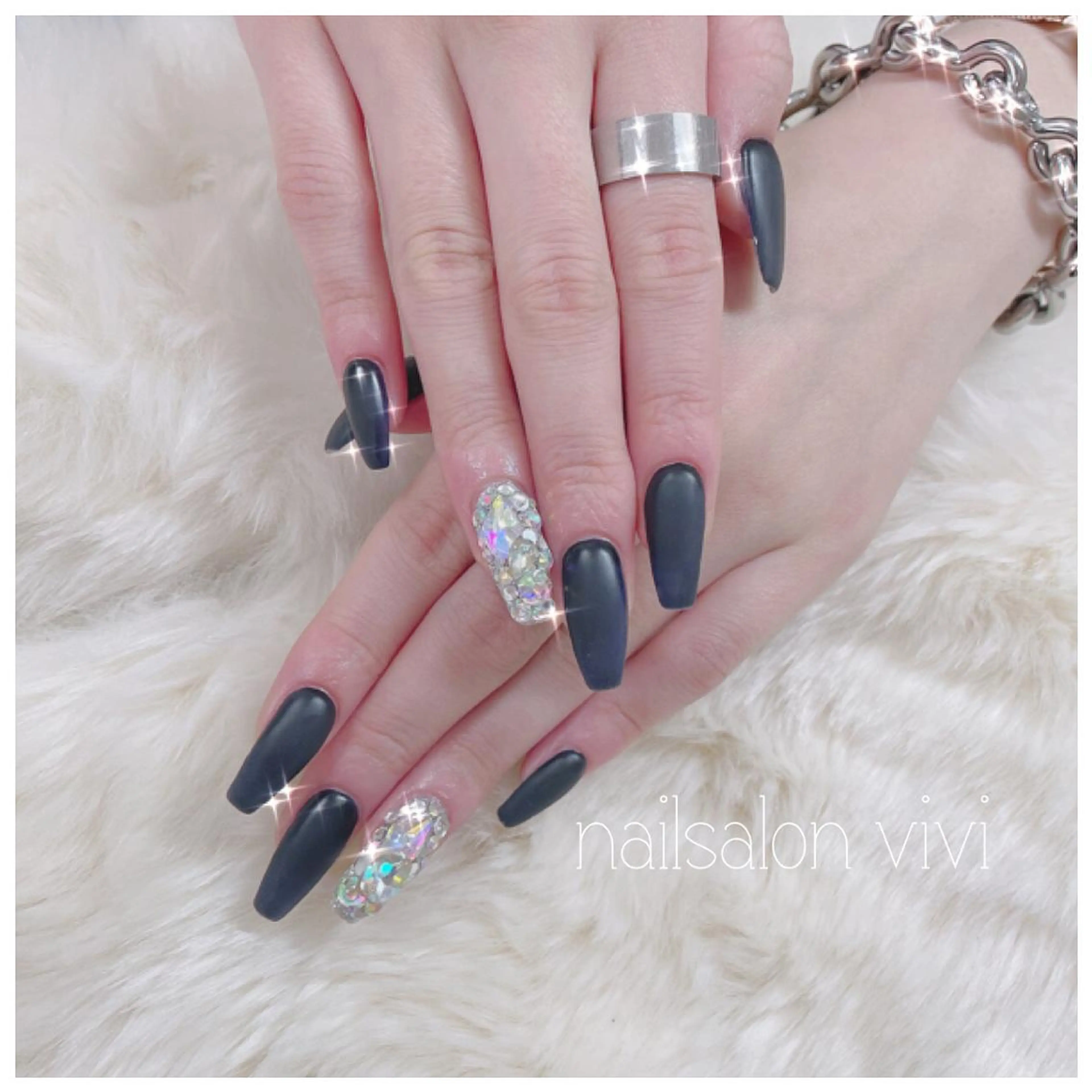 ネイル ＶＩＶＩ nailsalonのネイルデザイン