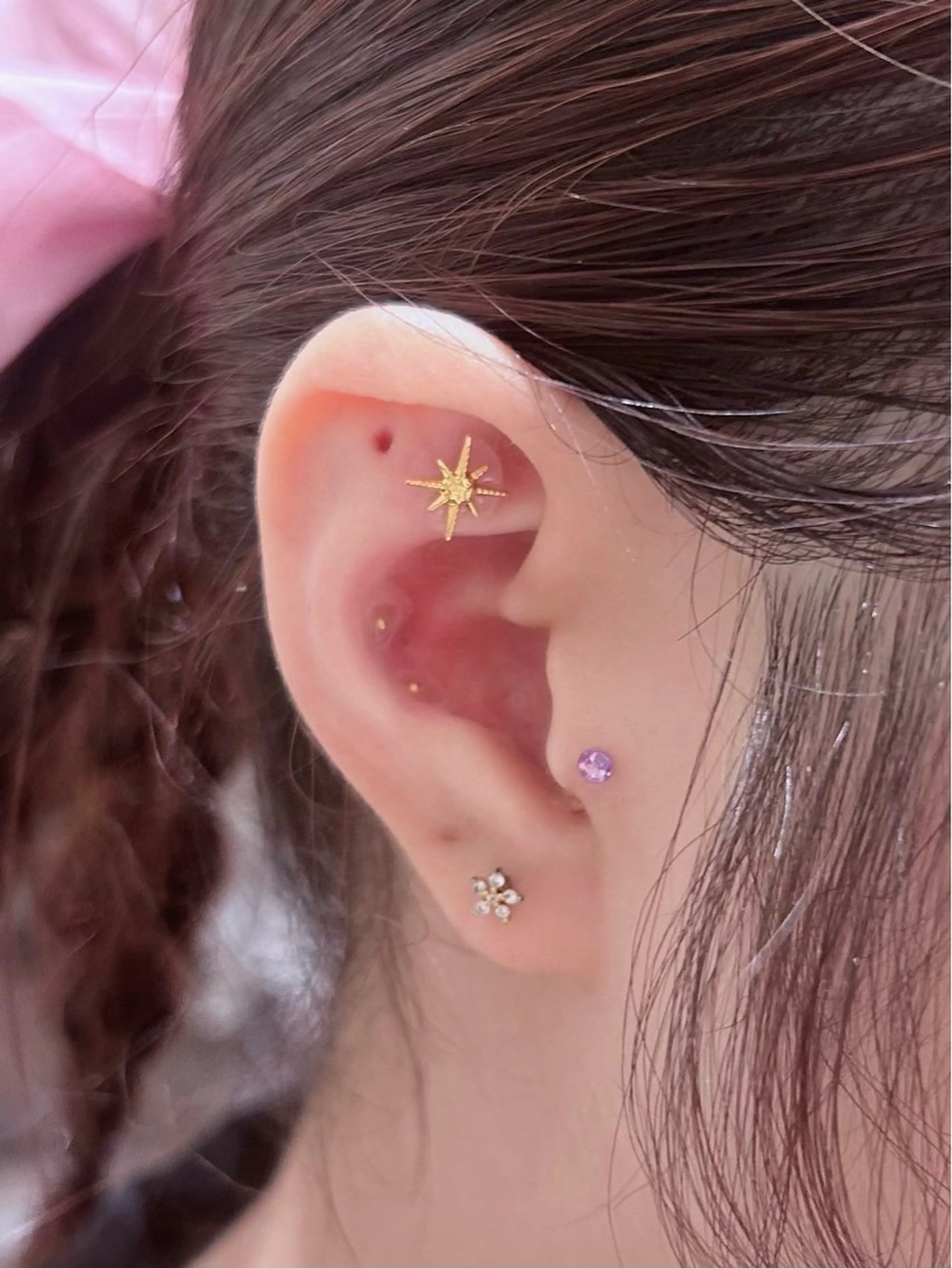 💎耳ツボジュエリー💎（6粒）【＋1880円（４粒）で全てのメニューに追加🉑】の写真