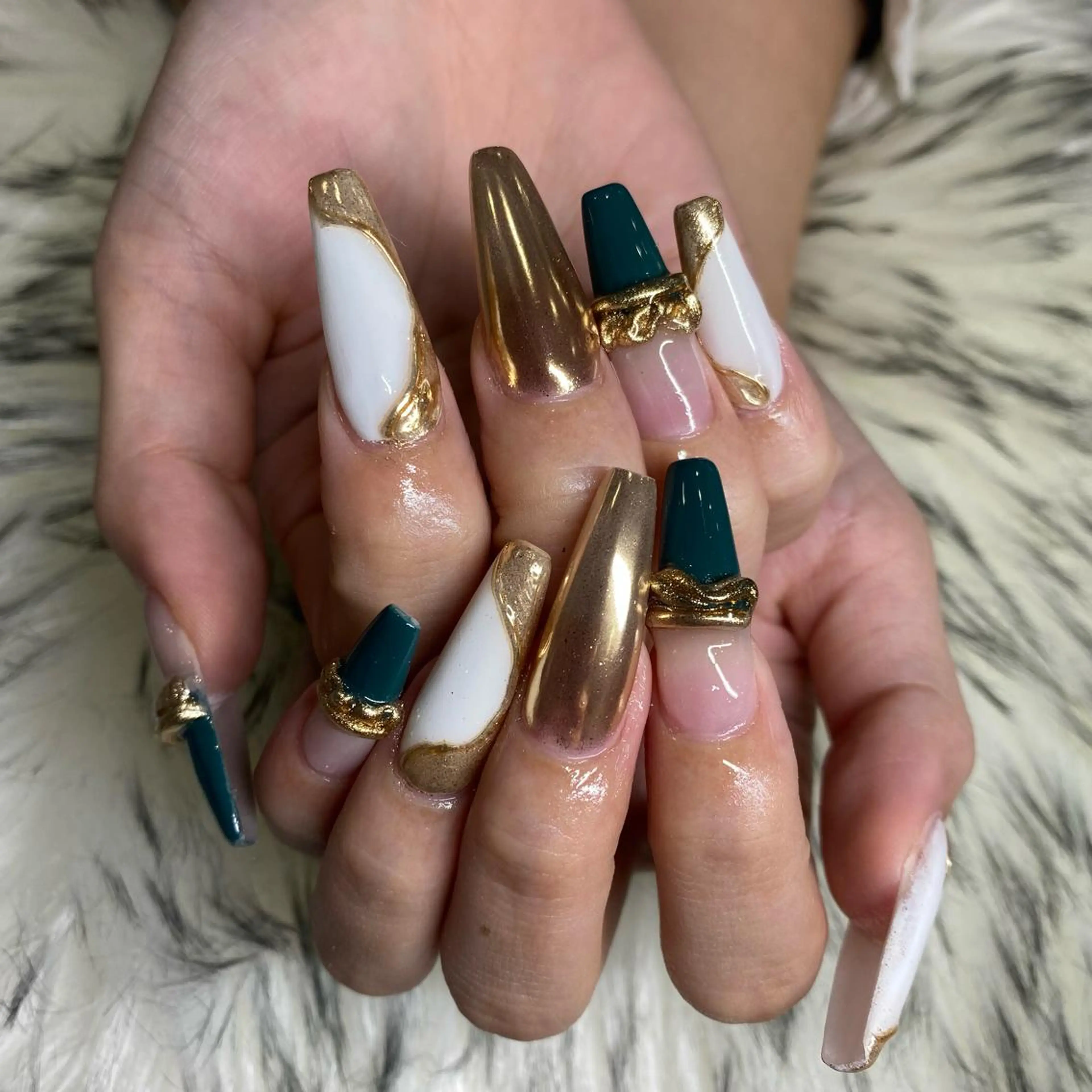 ネイル ハンドネイル la vie  Luire所属・la vie Luire ｱｽｶのネイルデザイン