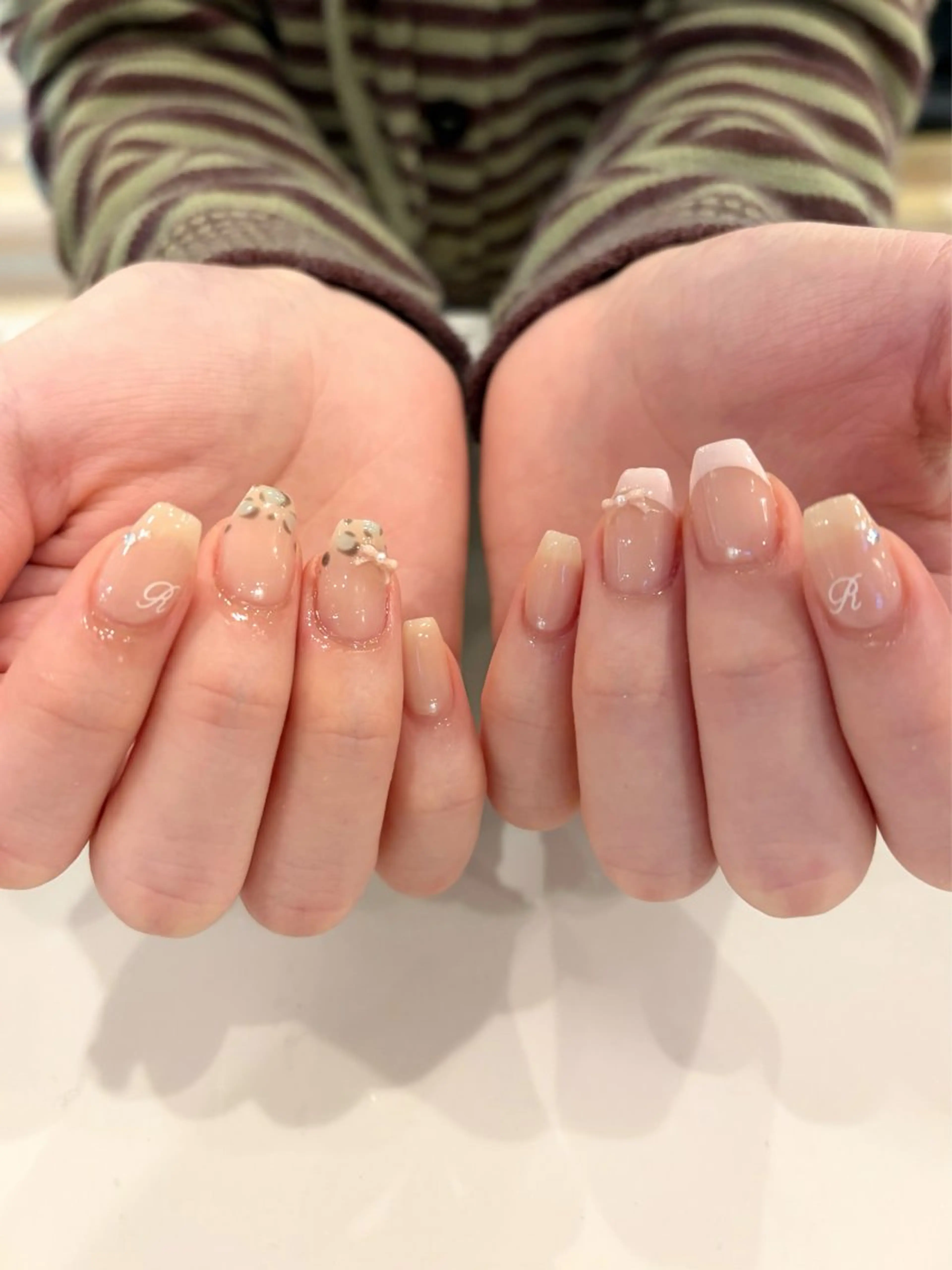 ネイル ハンドネイル 岡崎 佑香のネイルデザイン