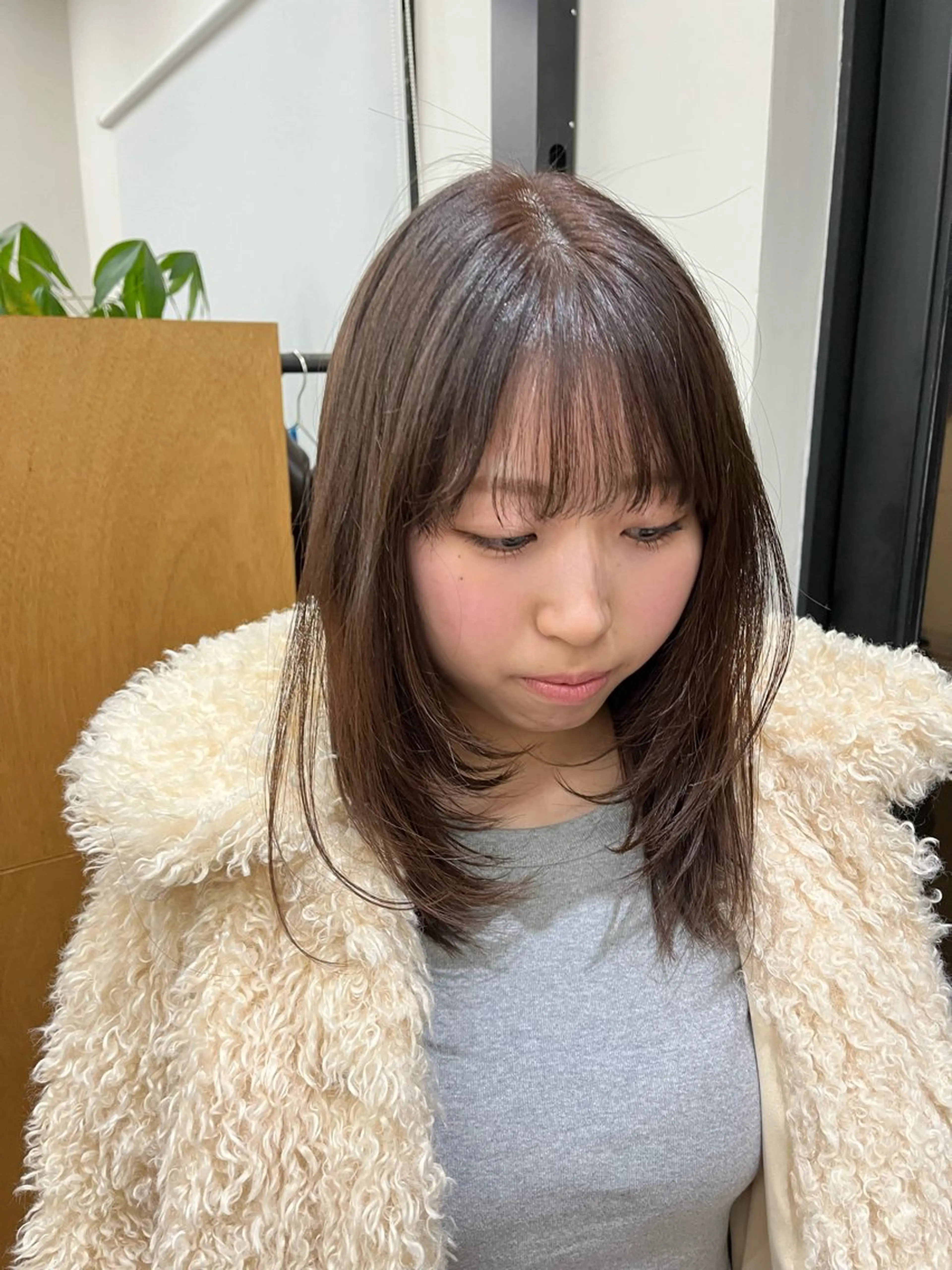 ロング カラー 顔まわりレイヤー レイヤーカット カット ヘアカラー miyu /レイヤー/ブリーチのヘアスタイル