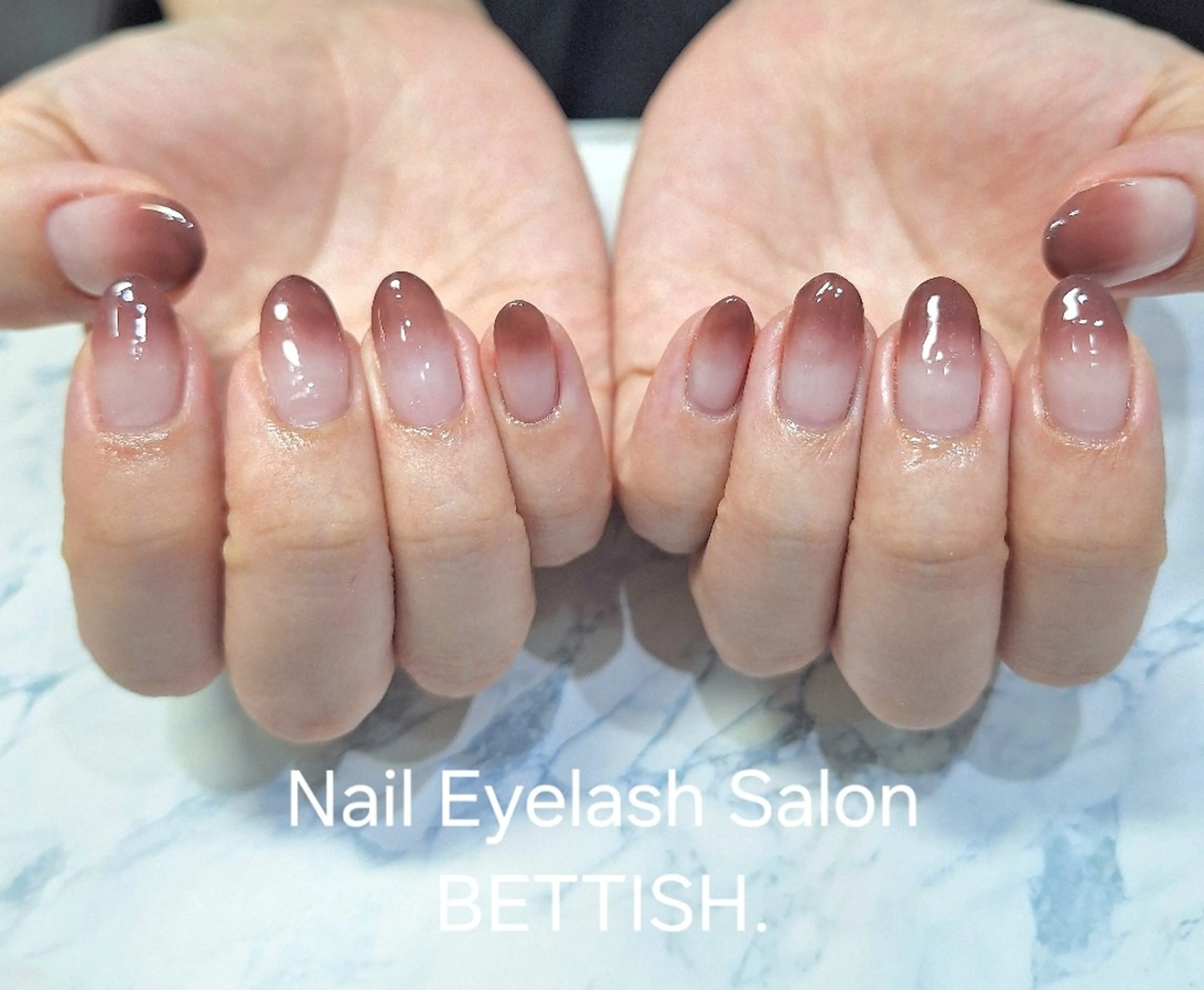 ネイル グラデーション BETTISH　 　AIRIのネイルデザイン