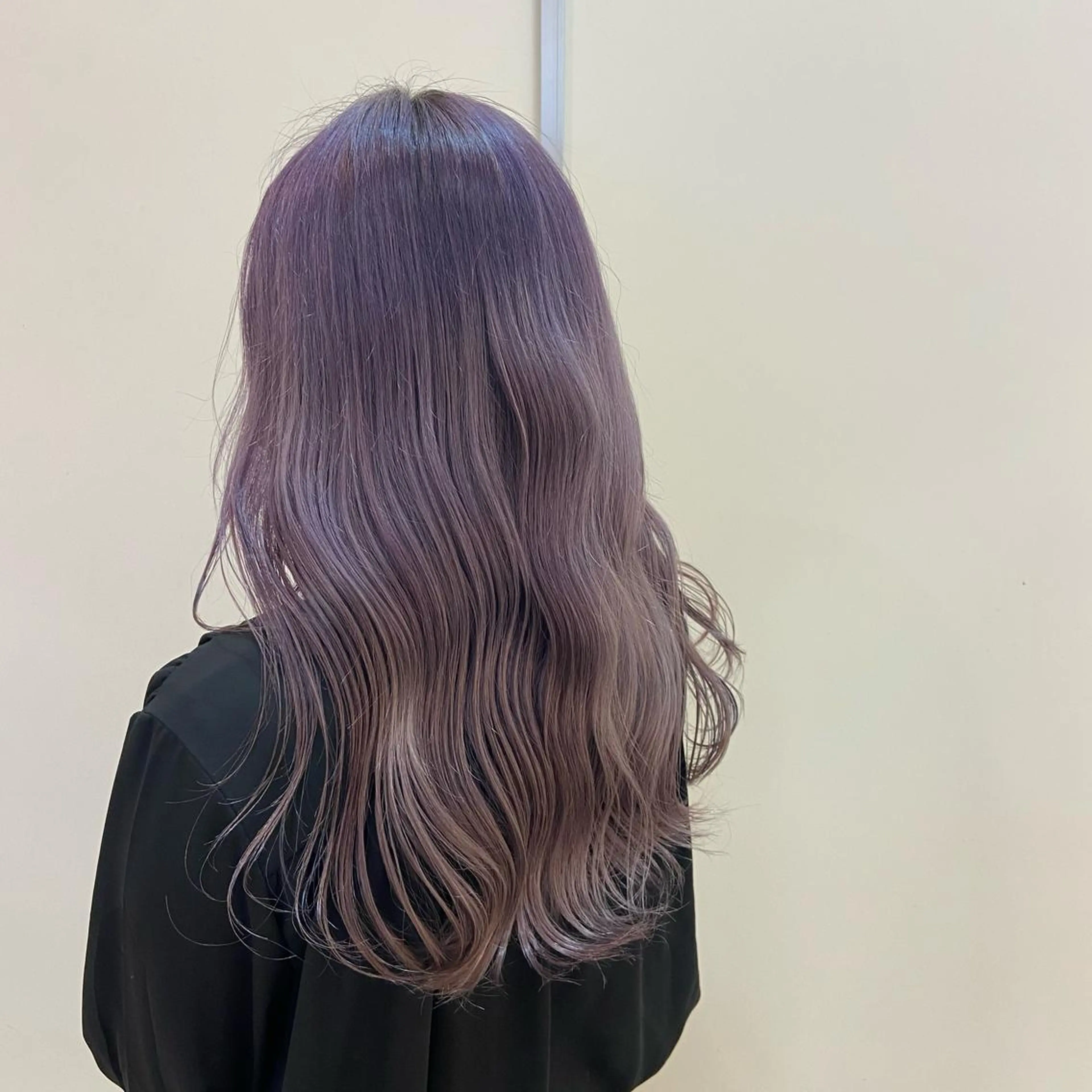 ロング カラー ヘアアレンジ Mirai 🧸のヘアスタイル