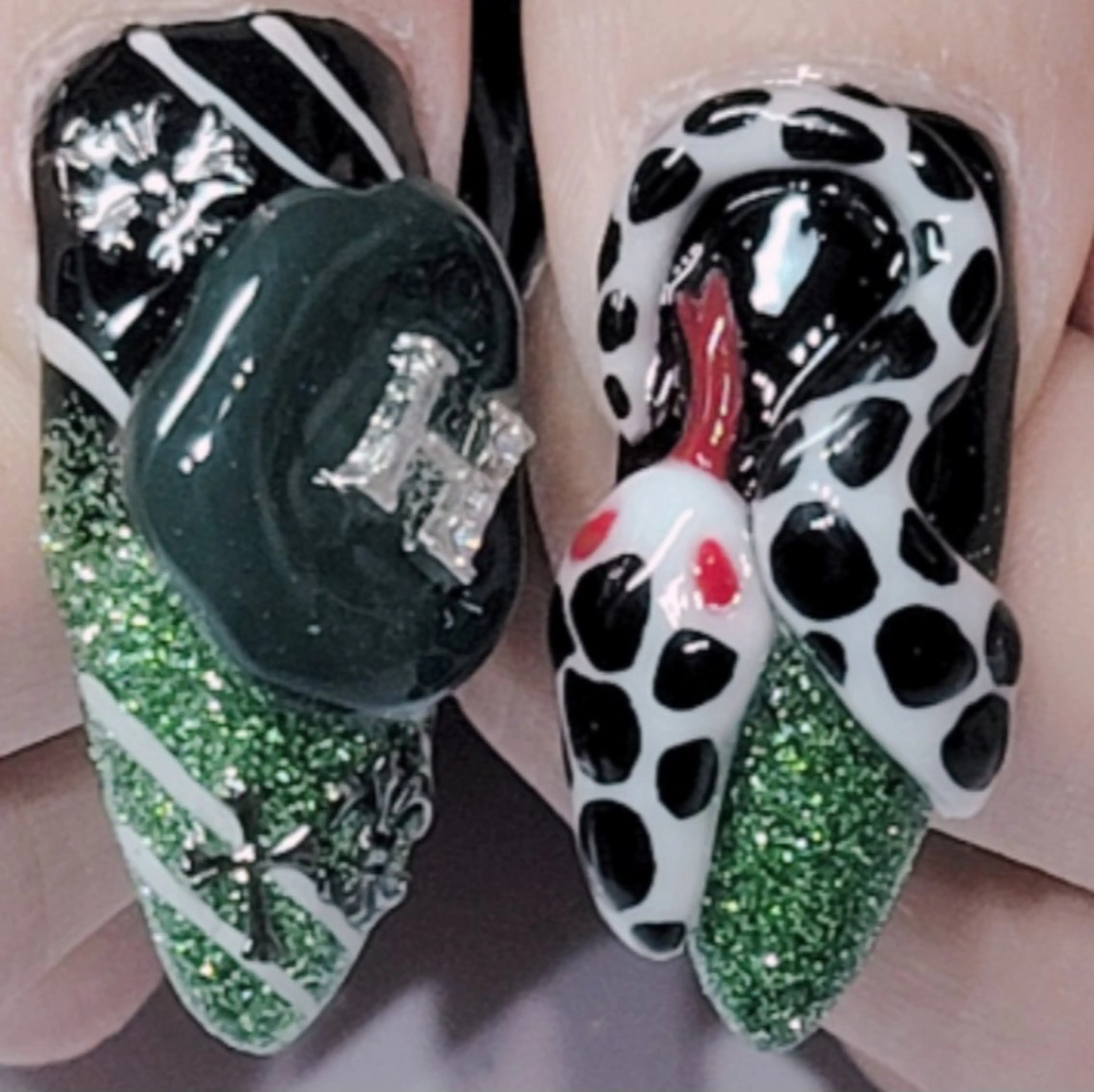 ネイル アートネイル グラデーション グリーン ラメ(グリッター) ハンドネイル よしだ ひろきのネイルデザイン