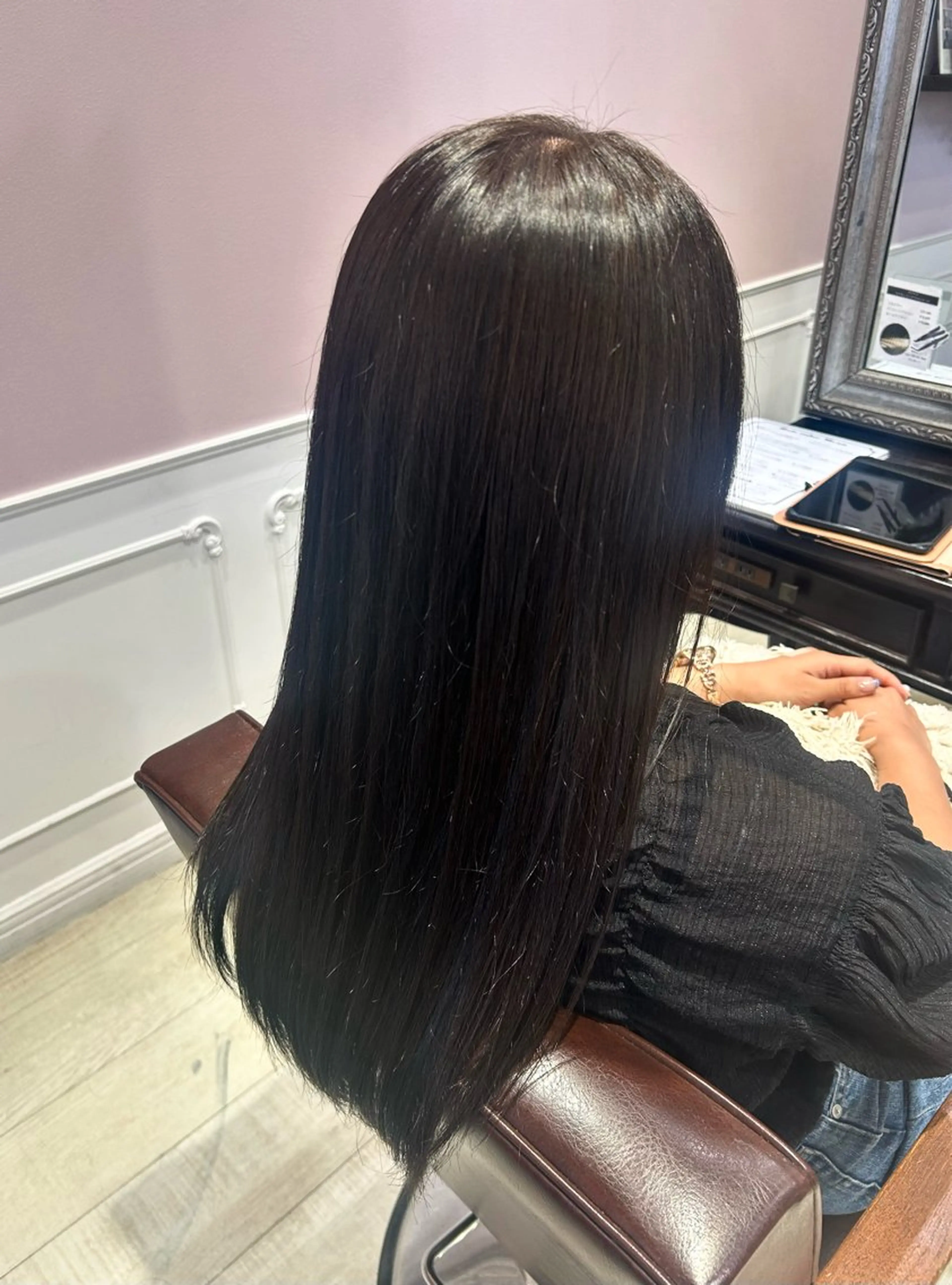 🧴💗【ツヤ感UPカラー×最高の手触り】アディクシーカラー+4STEPトリートメントの写真