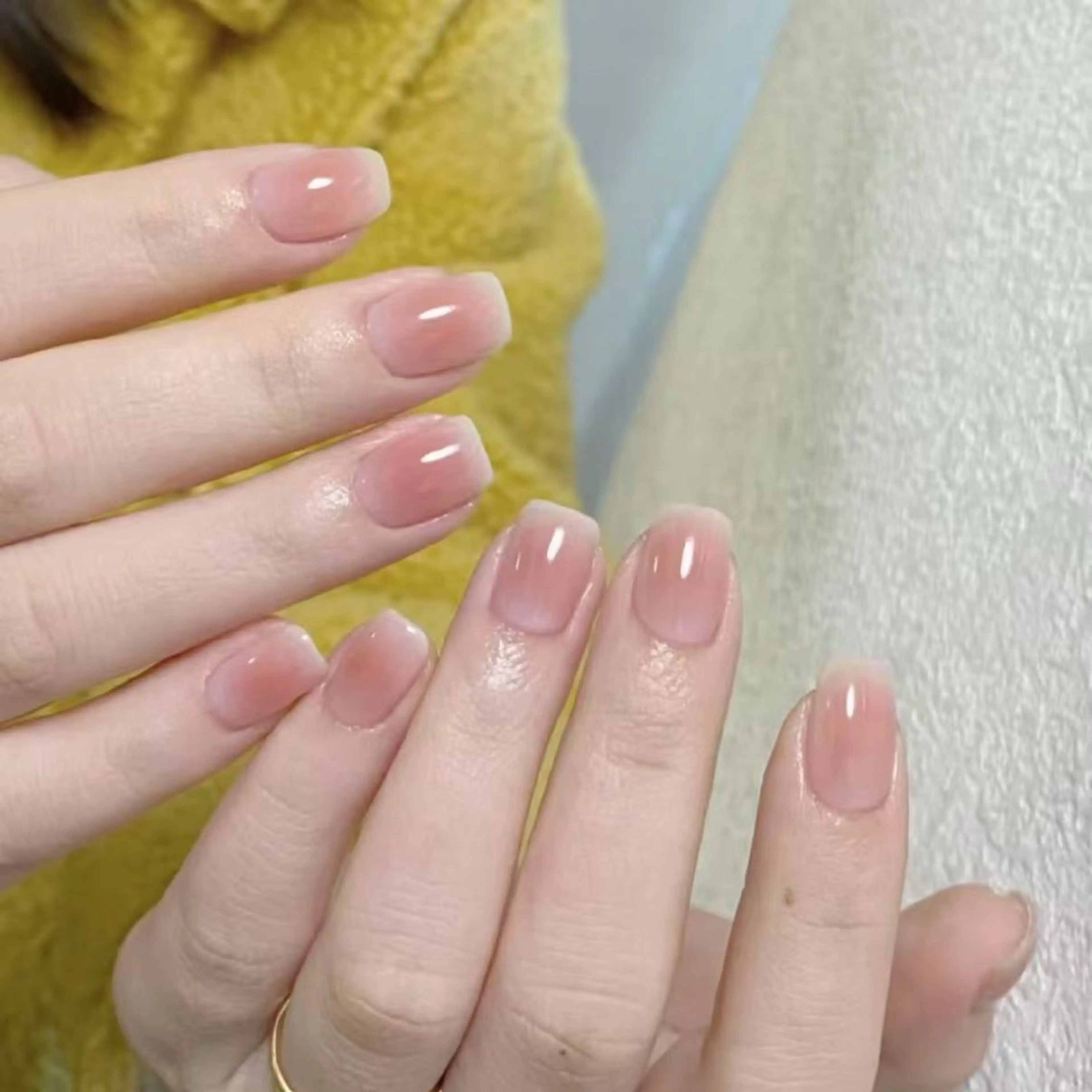 新人スタッフ★自爪★チークネイルの写真