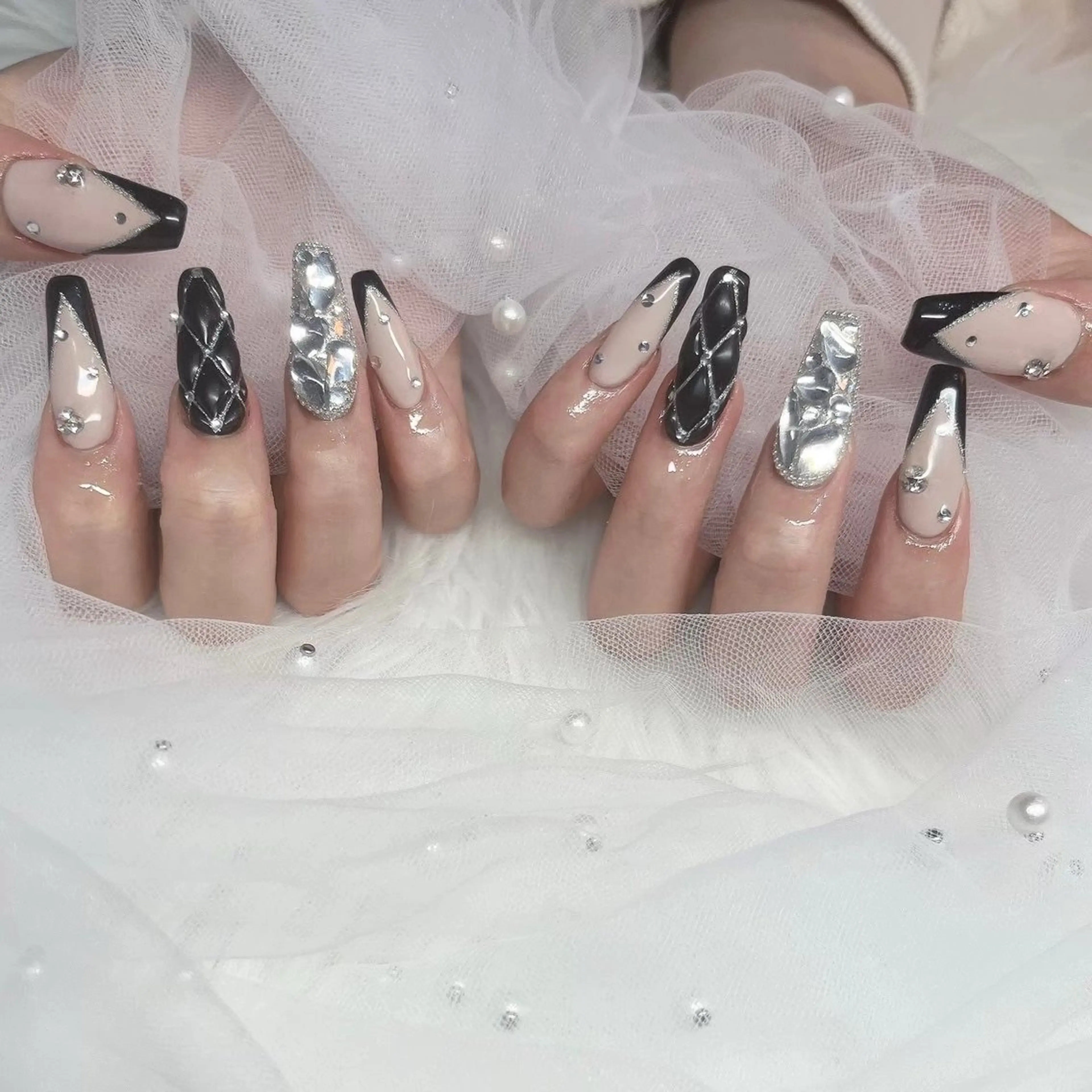 ネイル ハンドネイル CARAT/ Rinaのネイルデザイン