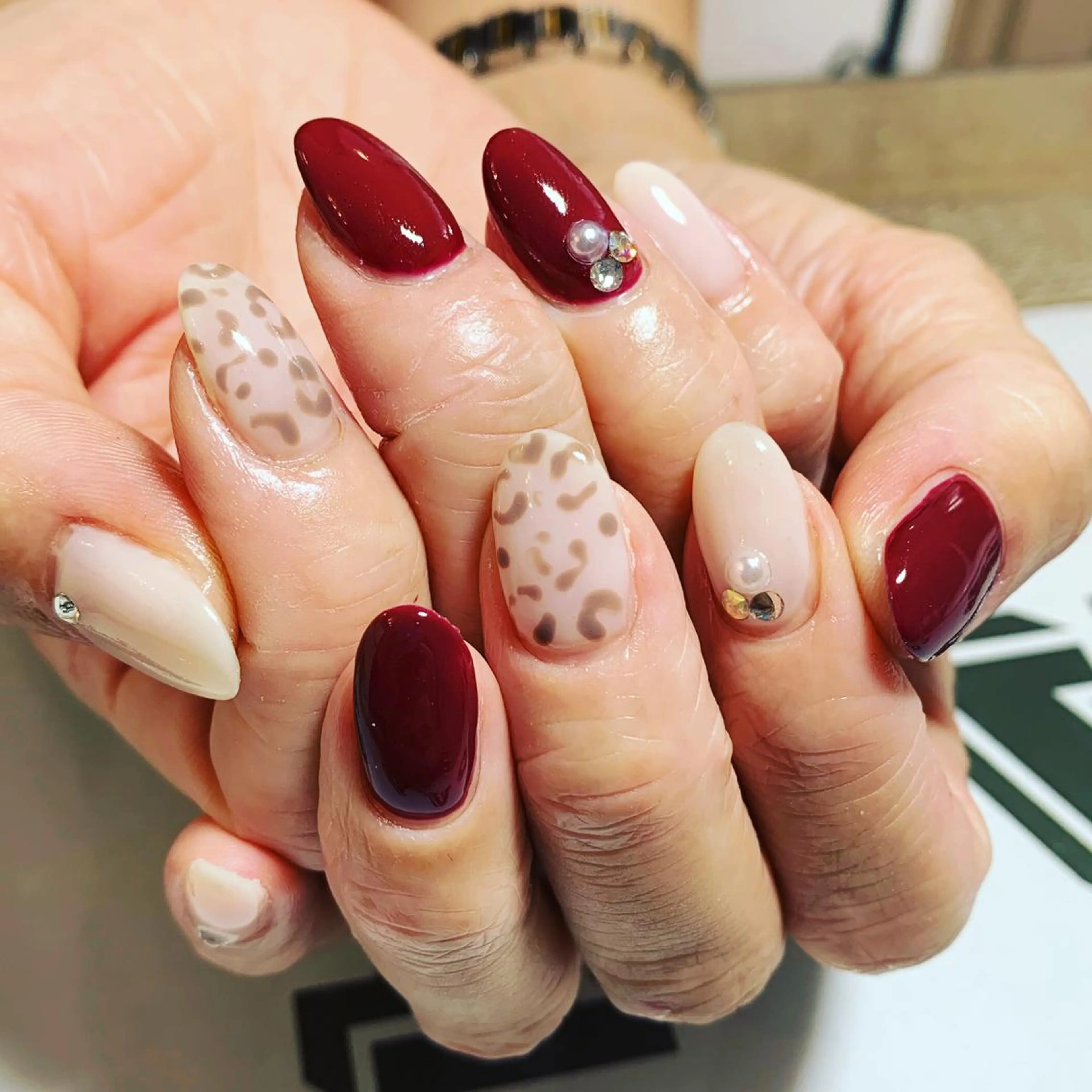 ネイル ハンドネイル JuniNail 주니네일🇰🇷suのネイルデザイン