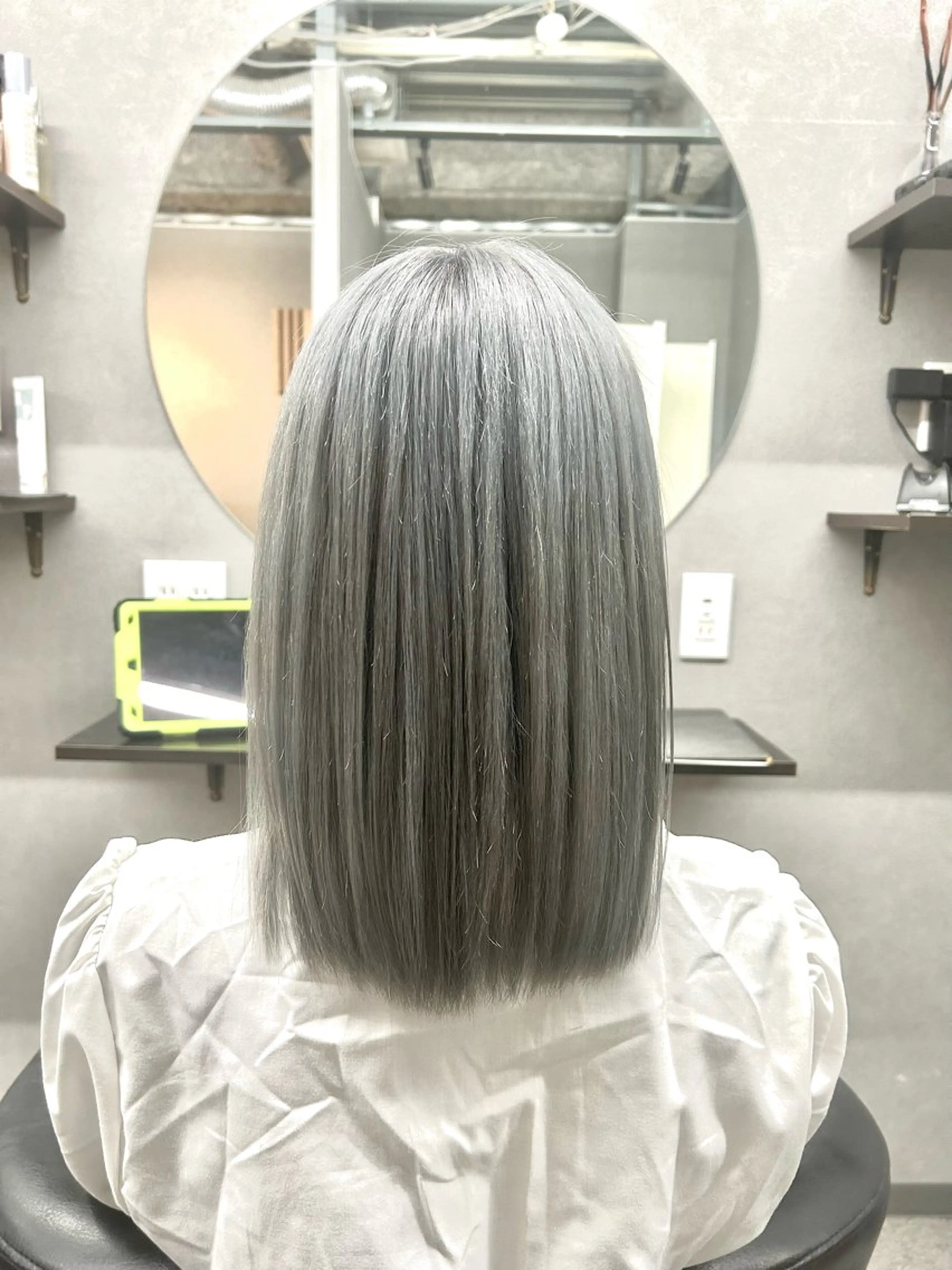 ミディアム カラー カット 縮毛矯正 ゲーマー美容師 KENTOのヘアスタイル