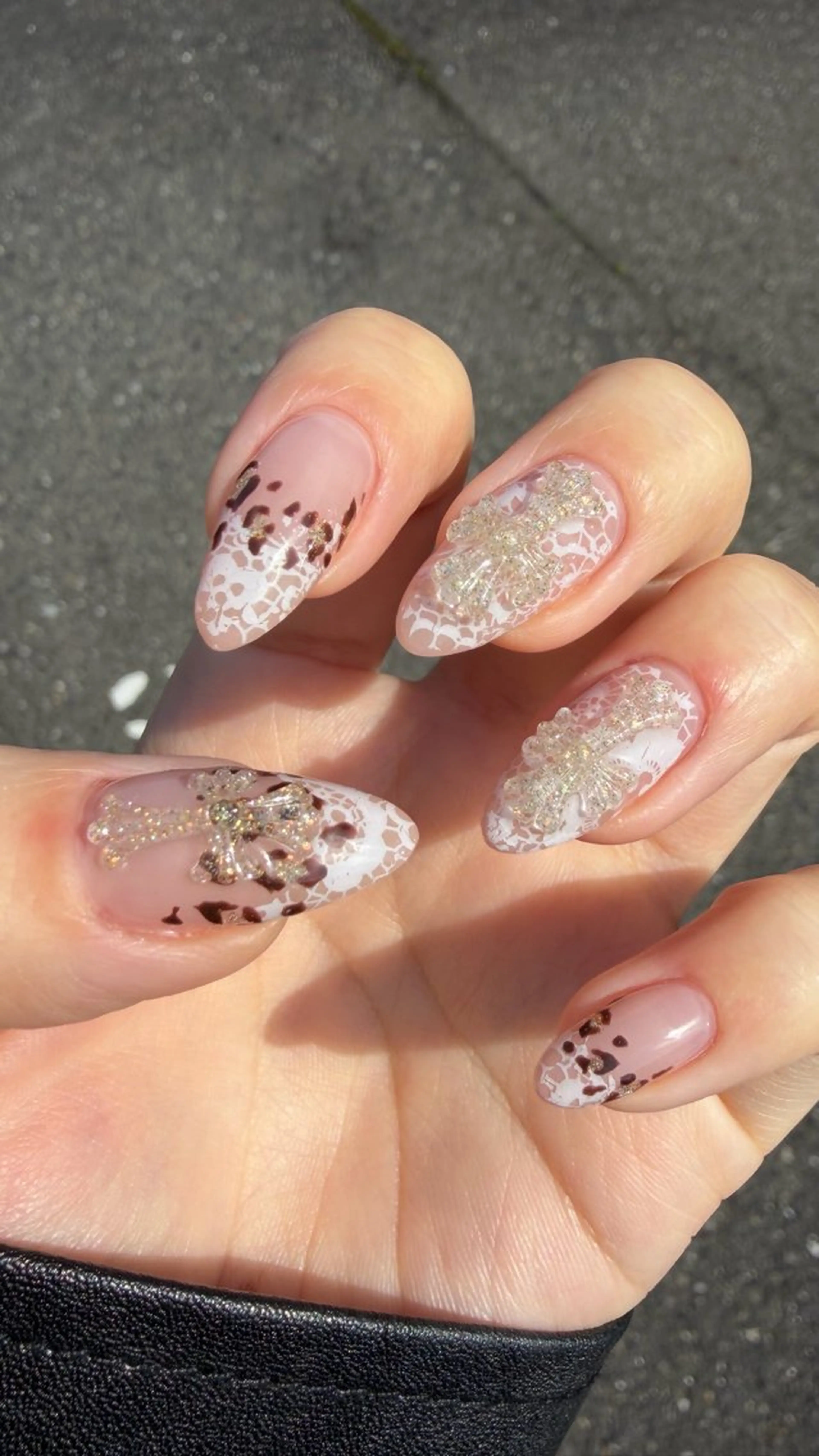 ネイル アニマル柄 レース ハンドネイル Nail Sant Esperanza by SALON DE やす所属・Sant Esperanzaのネイルデザイン