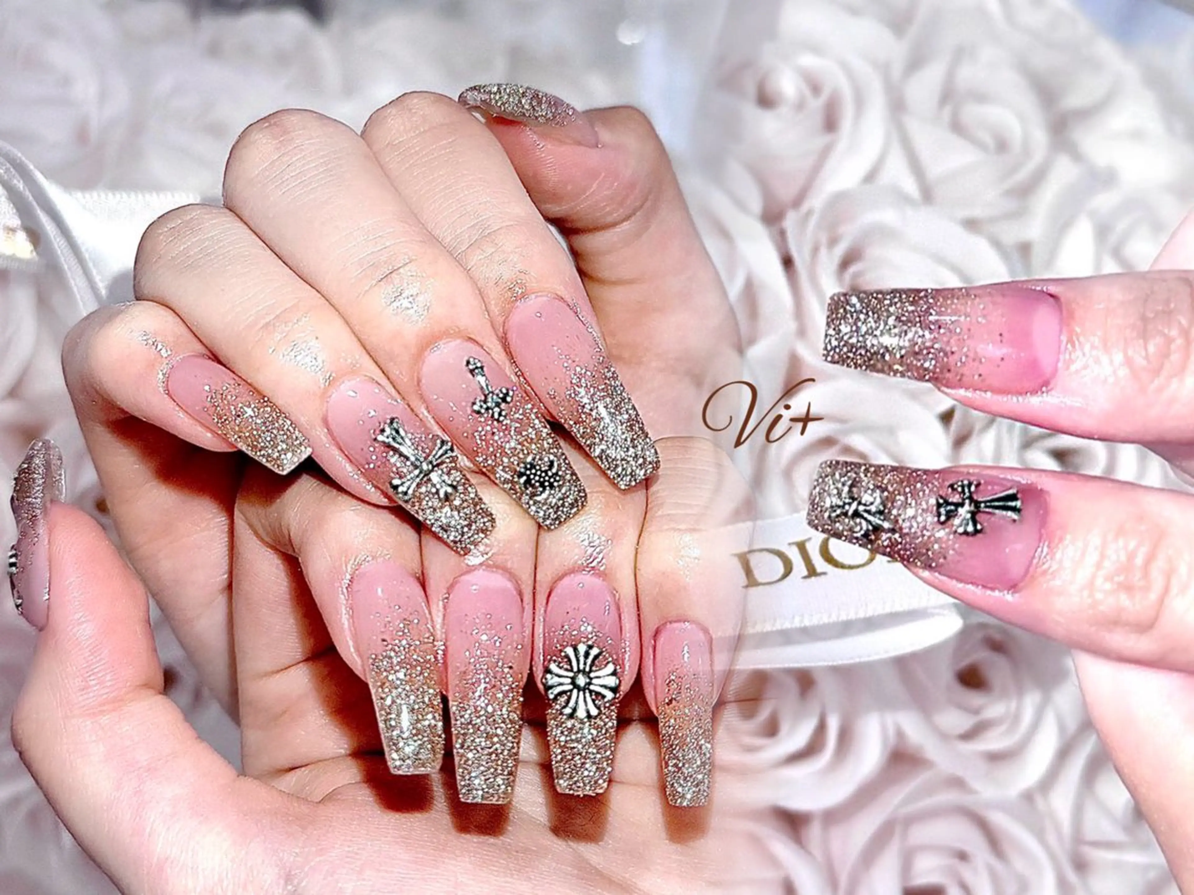 ネイル ハンドネイル ✨Nailsalon Vi+✨のネイルデザイン