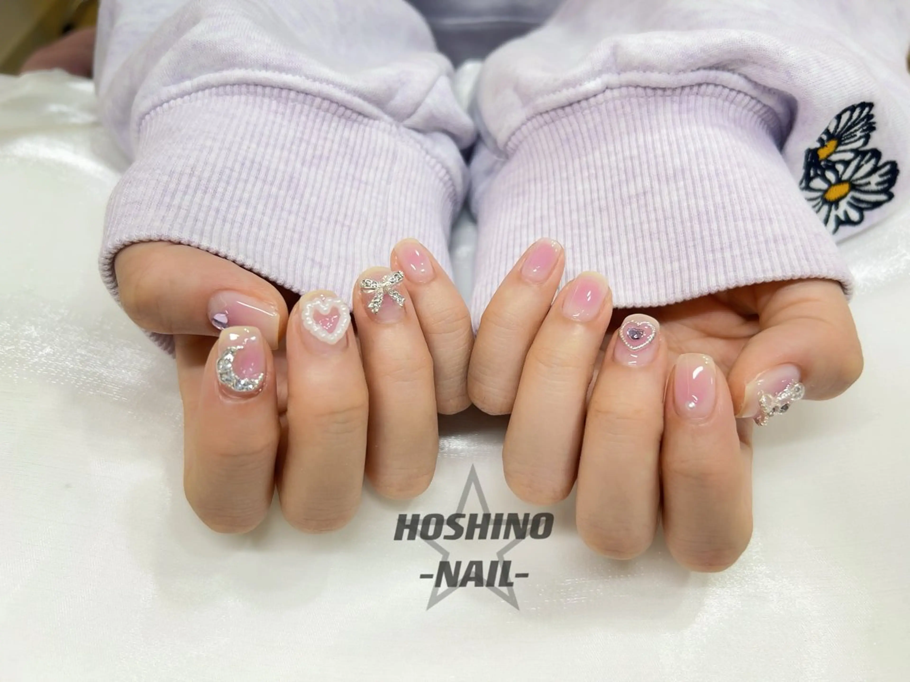 ネイル チークネイル 持ち込み ★HOSHINO NAIL★新宿店のネイルデザイン