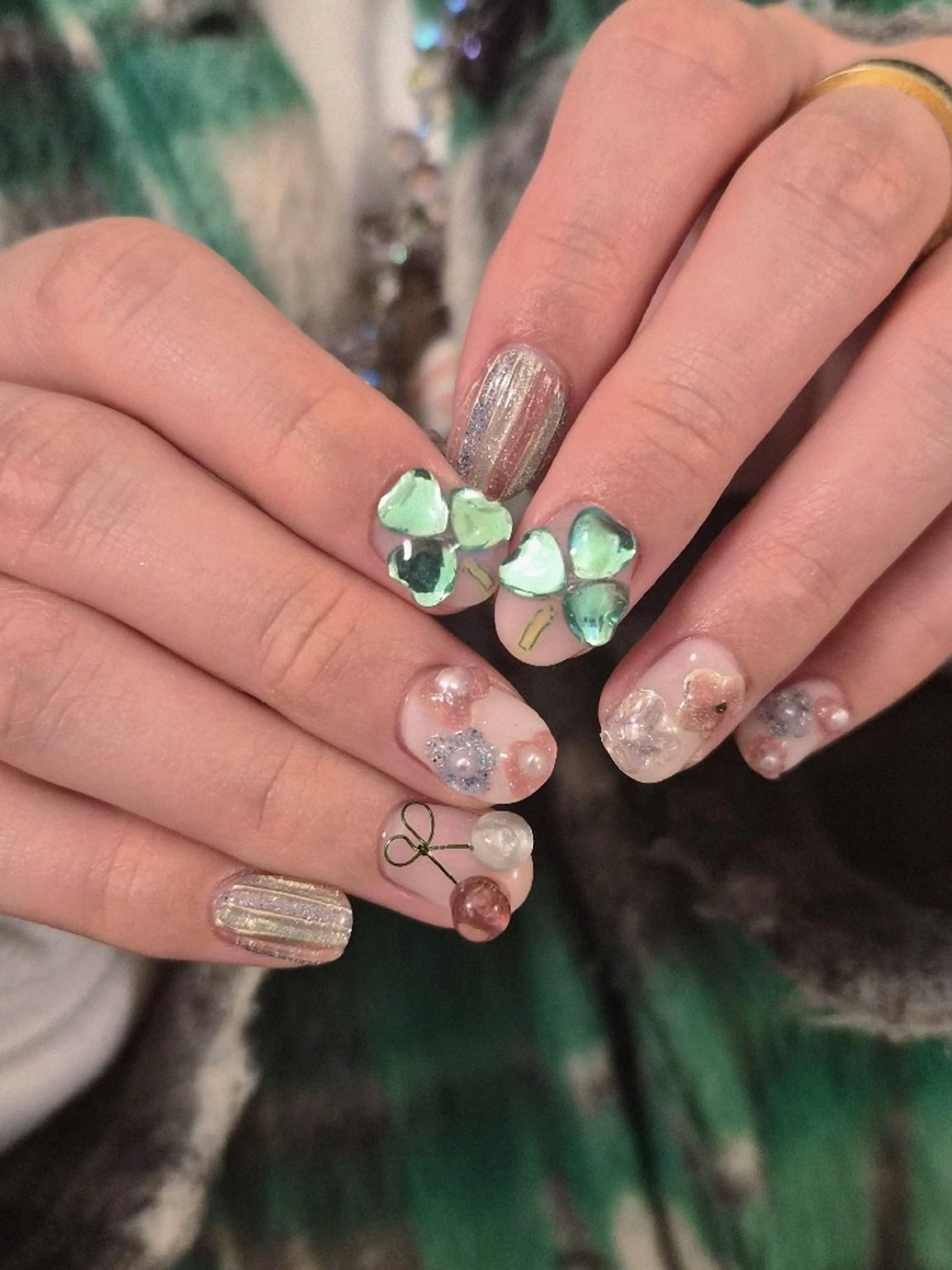 ネイル ハンドネイル 3dパーツ/流行り 👧shushu❤️のネイルデザイン