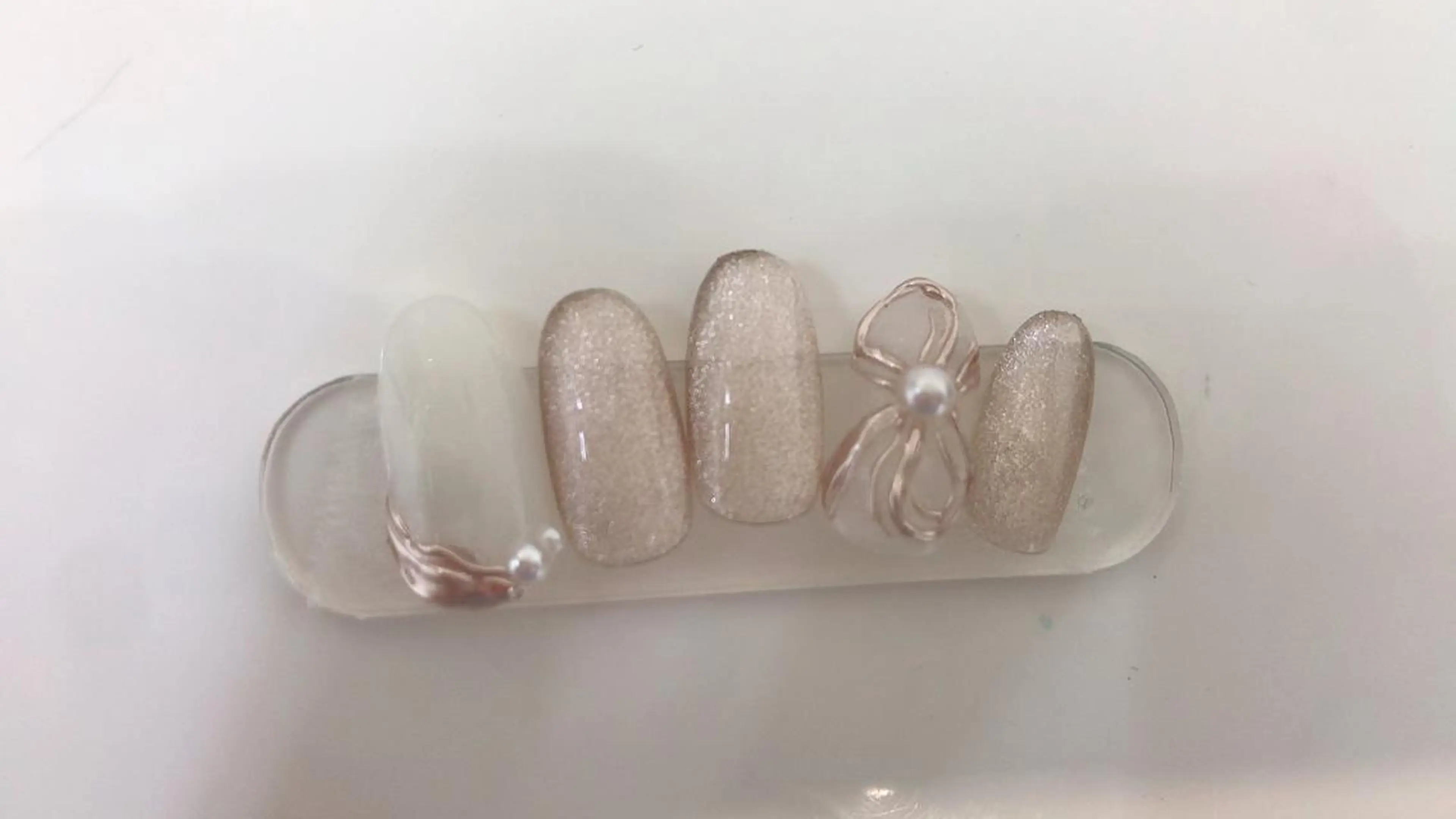 ネイル フラッシュネイル フットネイル フレンチネイル ジェルネイル ガラスフレンチ brilliant s.kのネイルデザイン