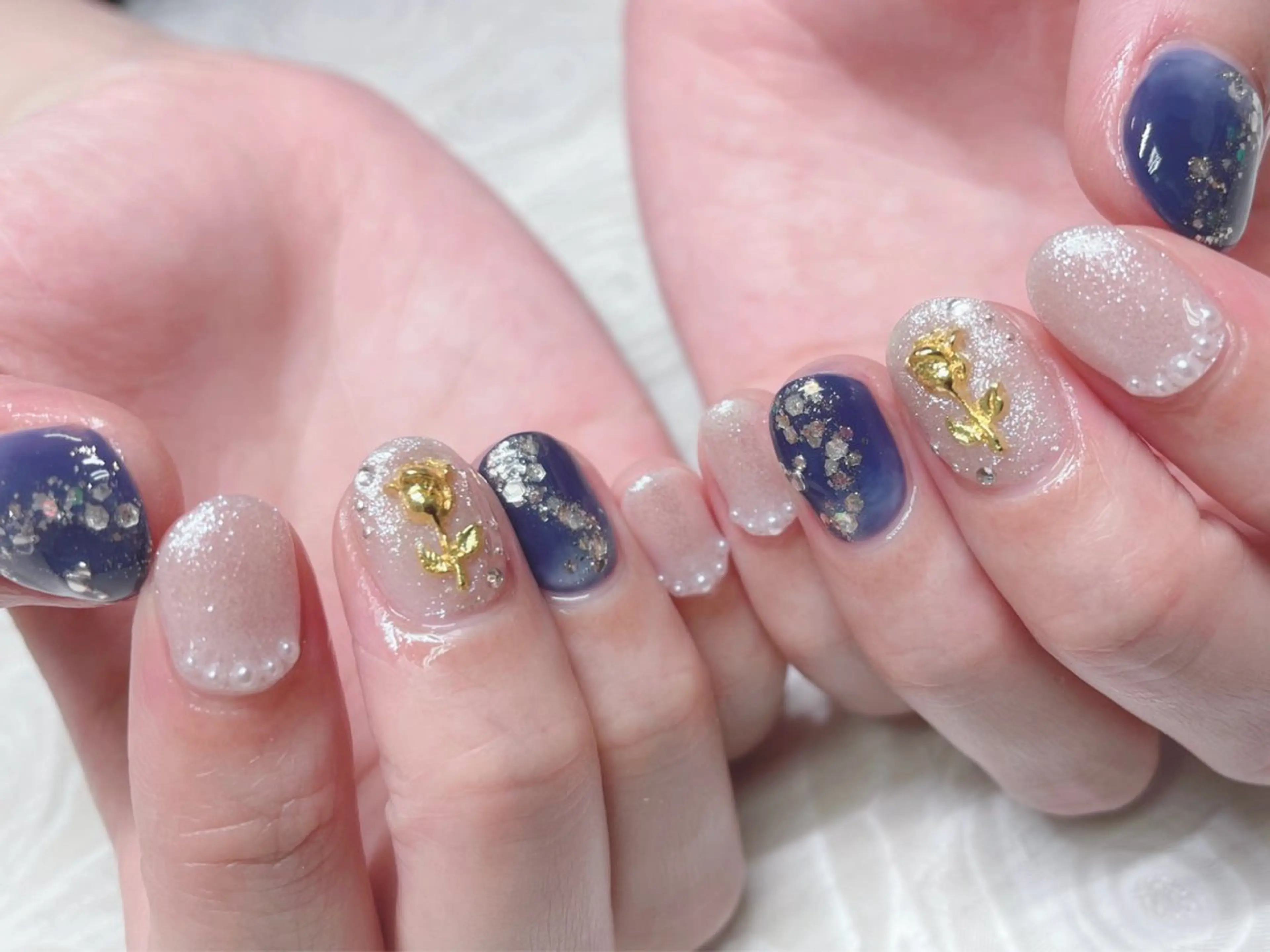 ネイル ジェルネイル キラキラネイル ニュアンスネイル パラジェル ブライダルネイル 芦辺 香奈のネイルデザイン