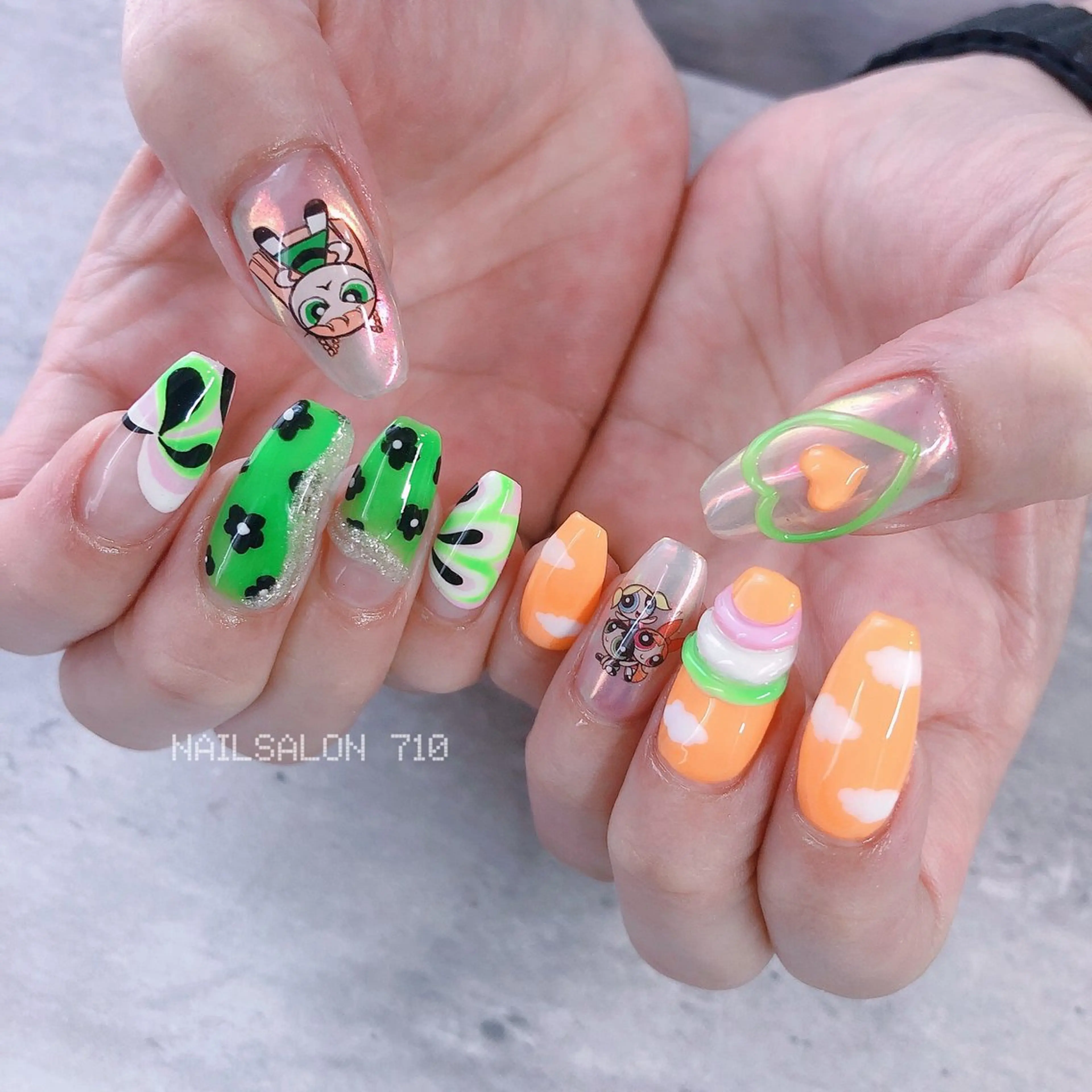 ネイル ハンドネイル フットネイル ナナイチゼロ I.Naoのネイルデザイン