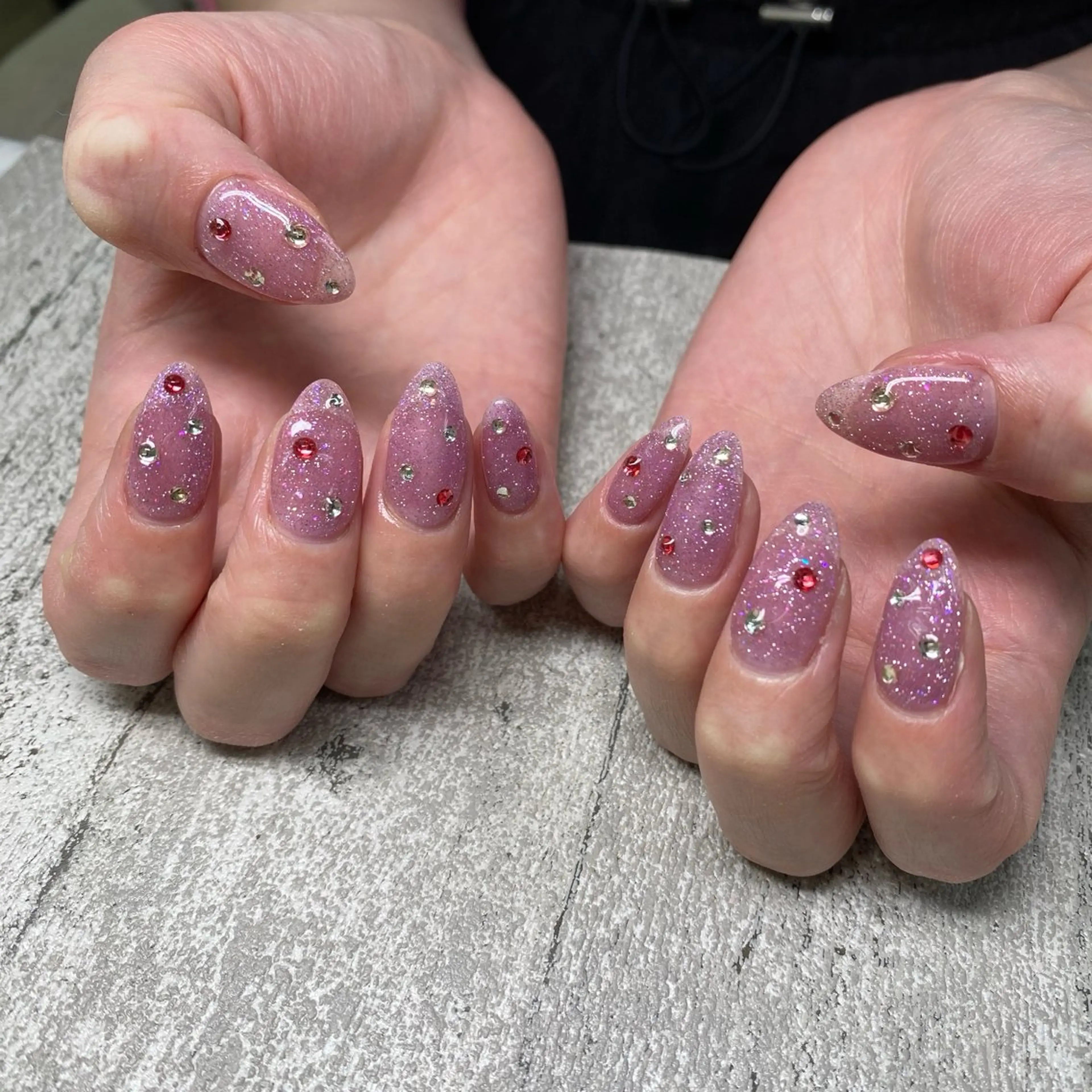 ネイル ハンドネイル Bianca🩶 TAMIYAのネイルデザイン