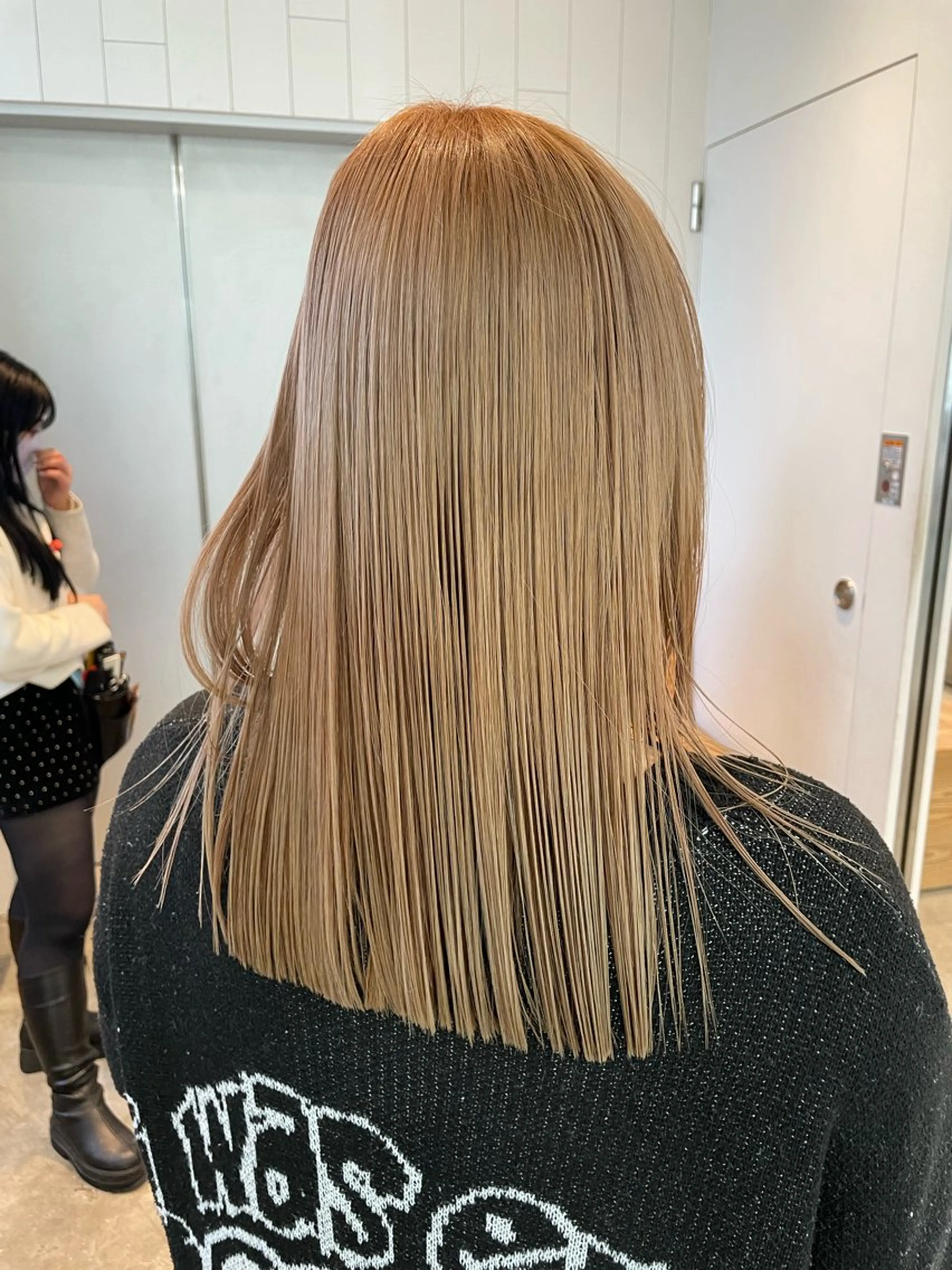 ミディアム カラー ベージュカラー Kouta/似合わせ /パーマ/カラーのヘアスタイル