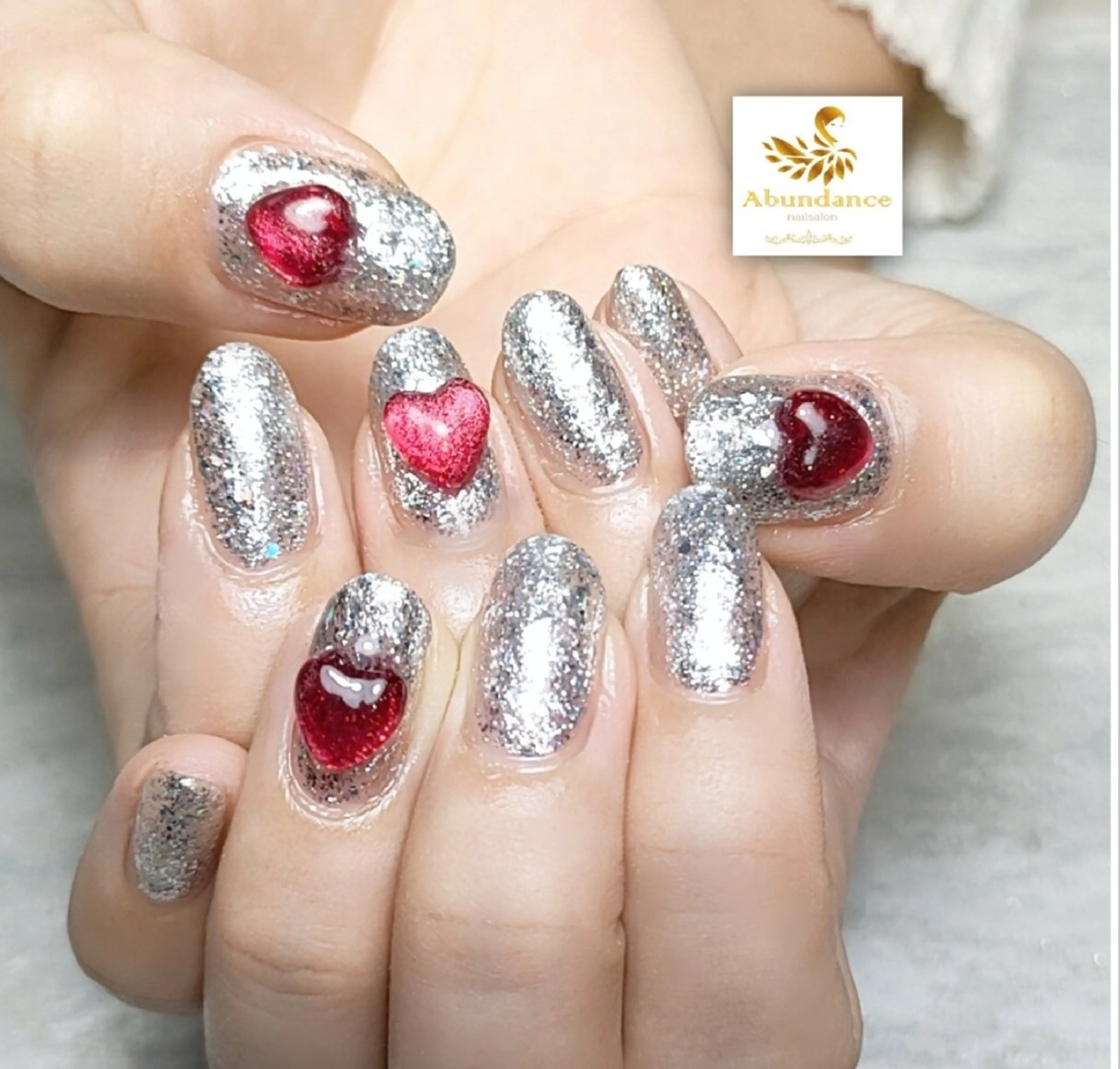 ネイル ハート ハンドネイル 完全予約制個室サロン Abundancesのネイルデザイン