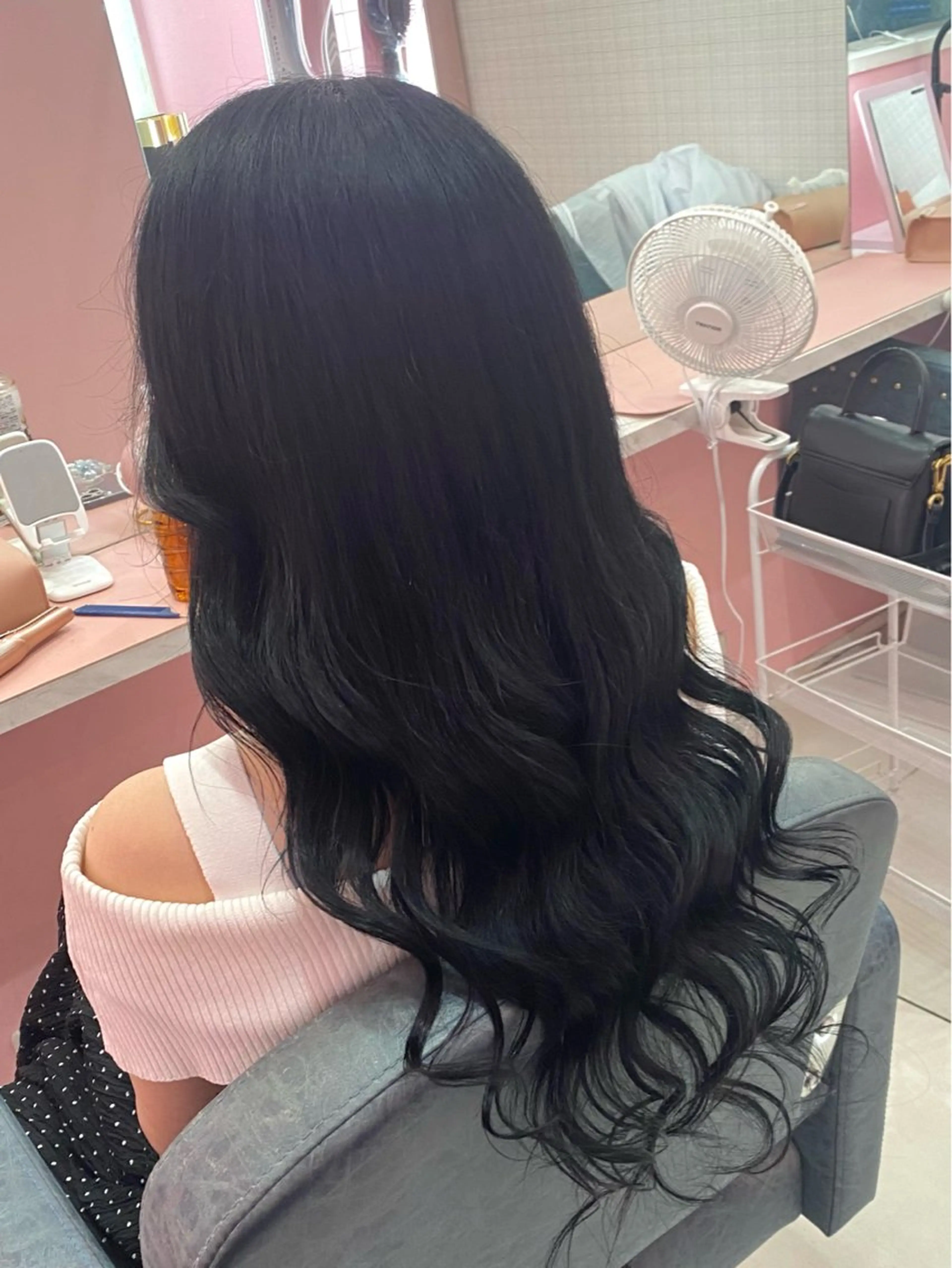 ロング illfrere所属・illfrere MOMOKAのヘアスタイル