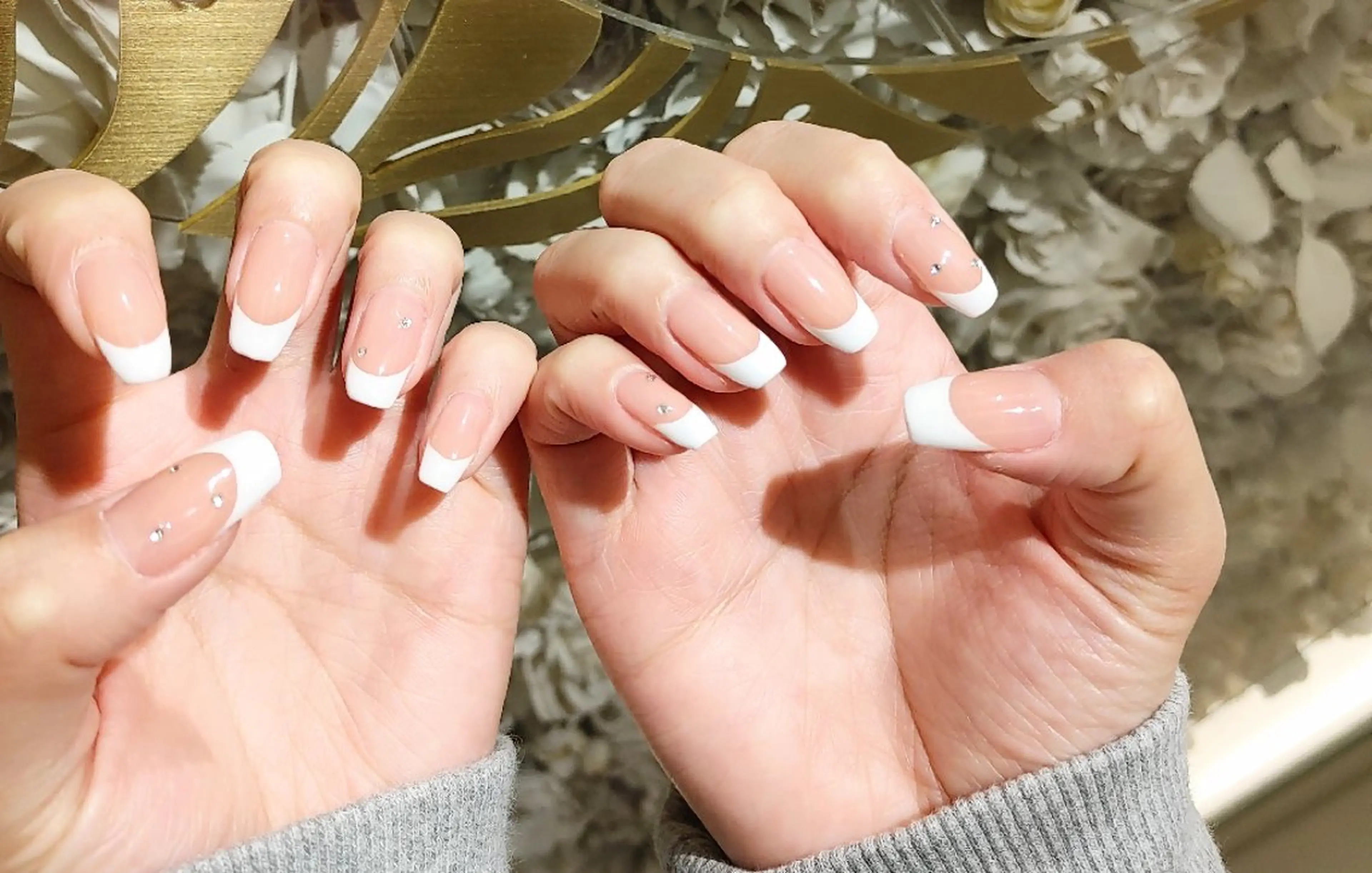 ネイル フレンチネイル La Luna アヤカのネイルデザイン