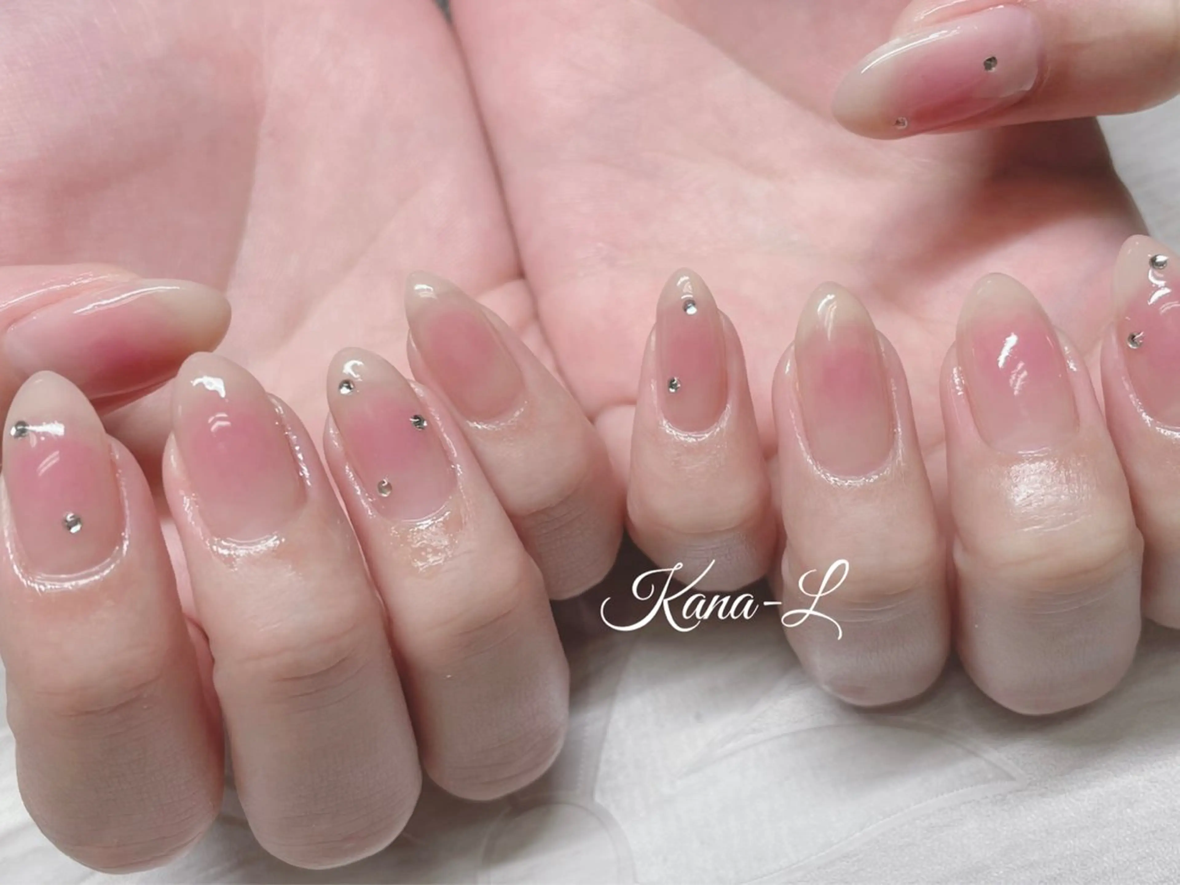 ネイル ジェルネイル パラジェル 芦辺 香奈のネイルデザイン