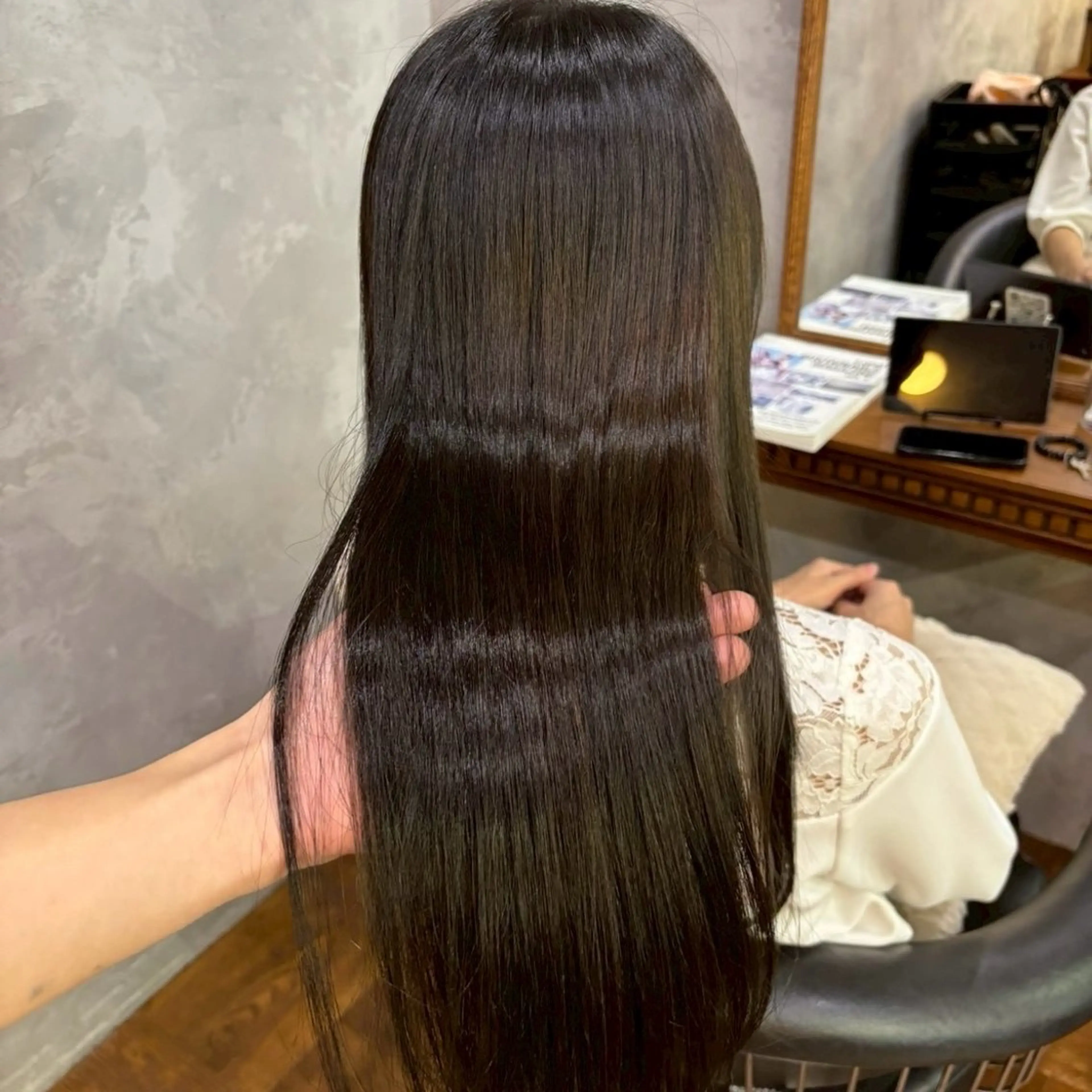 ロング 井口 そらのヘアスタイル