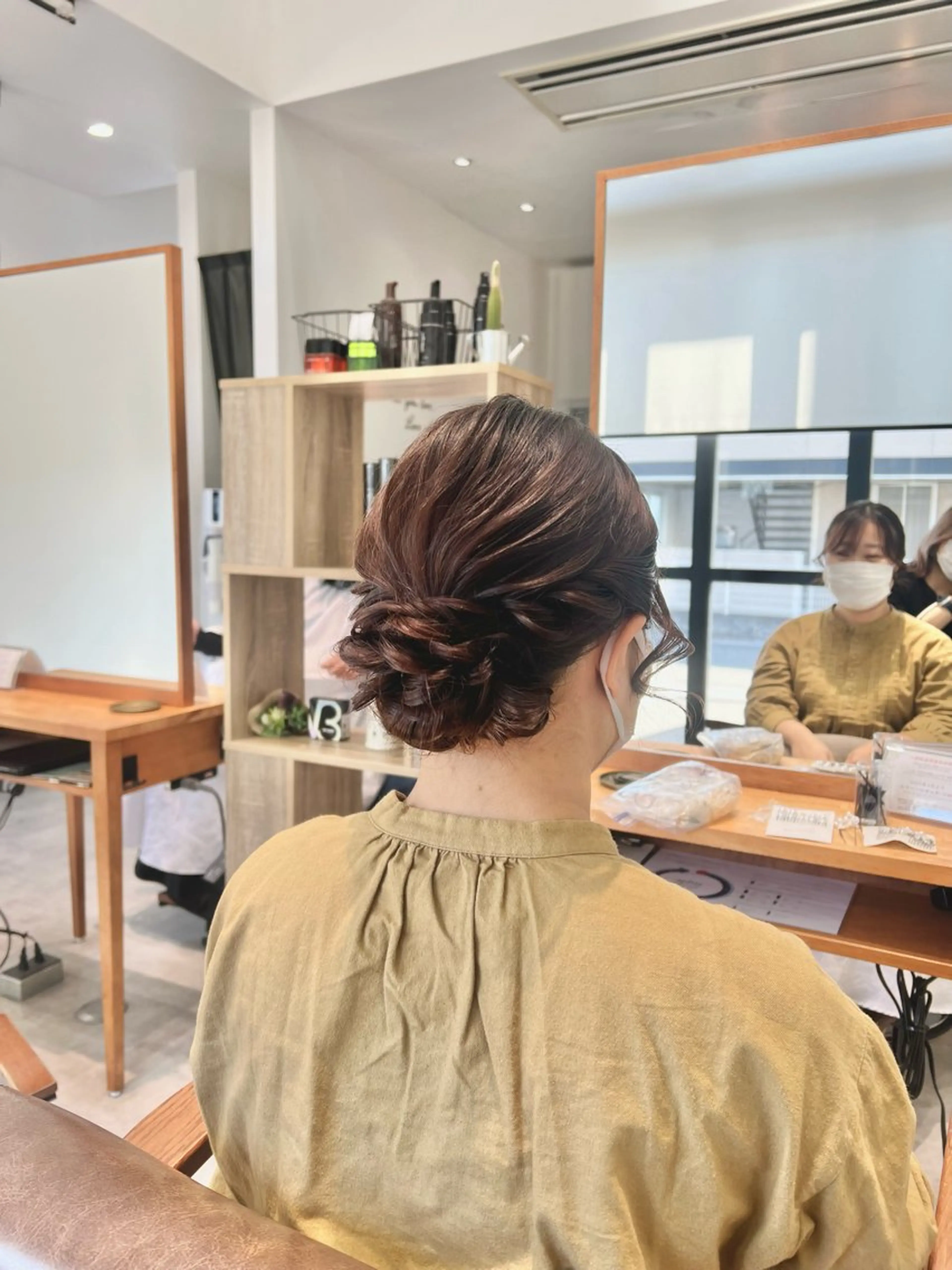 セミロング ヘアアレンジ 結婚式・ブライダル ヘアセット 黒阪 なみのヘアスタイル