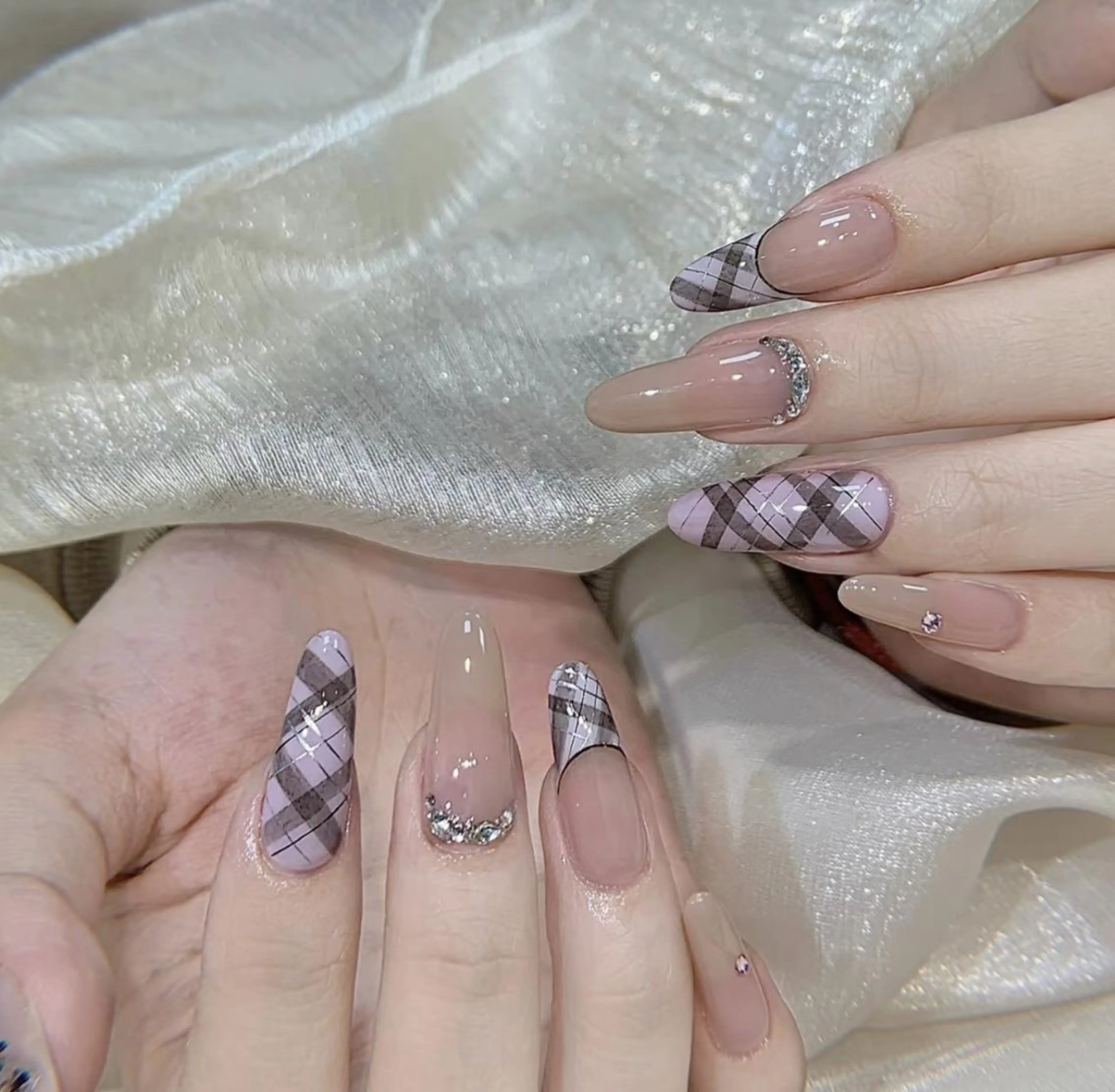 ネイル ハンドネイル Pure&Rich Nailのネイルデザイン