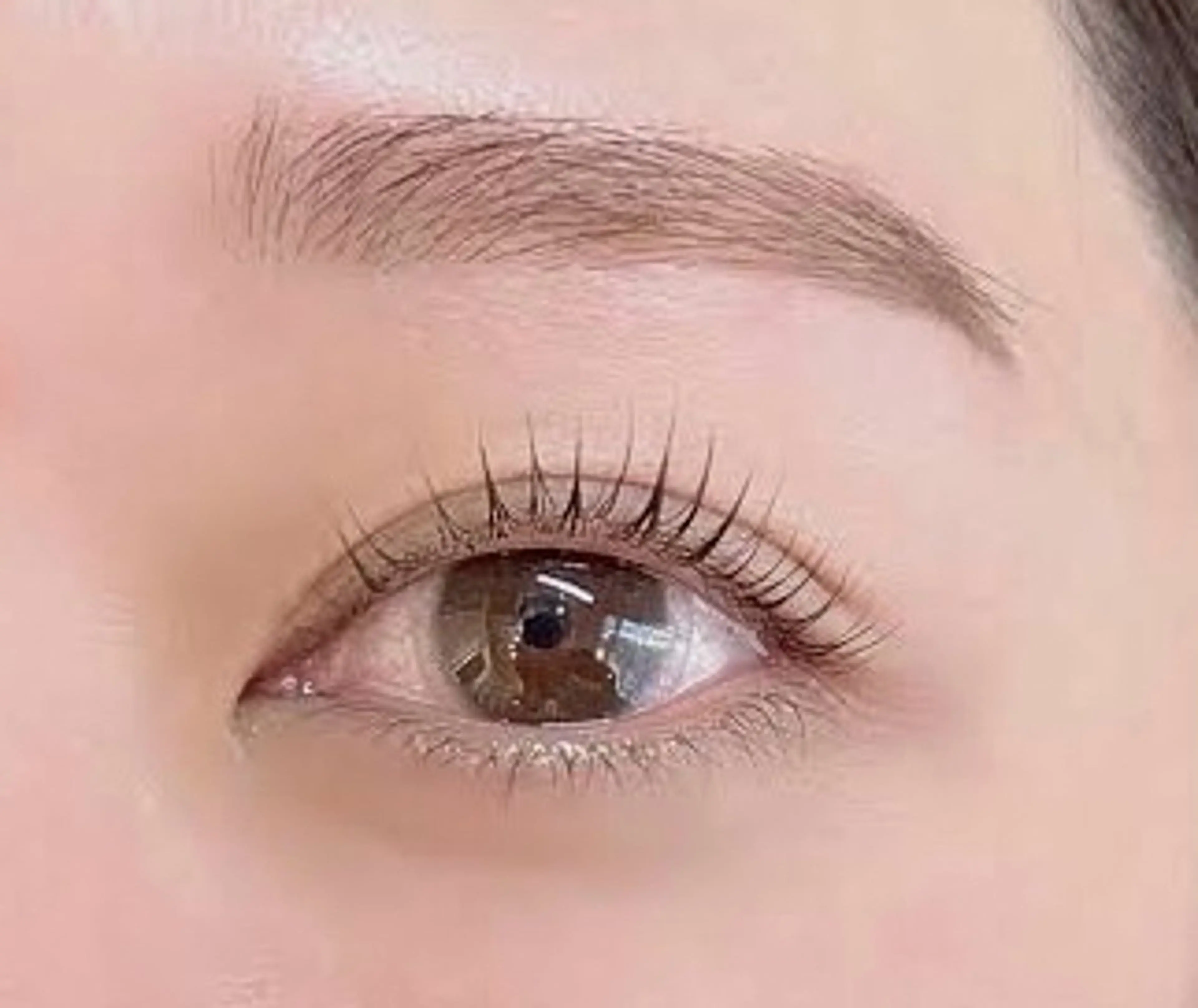 マツエク・マツパ 眉とまつ毛の 専門サロン/南森町のマツエク・マツパデザイン