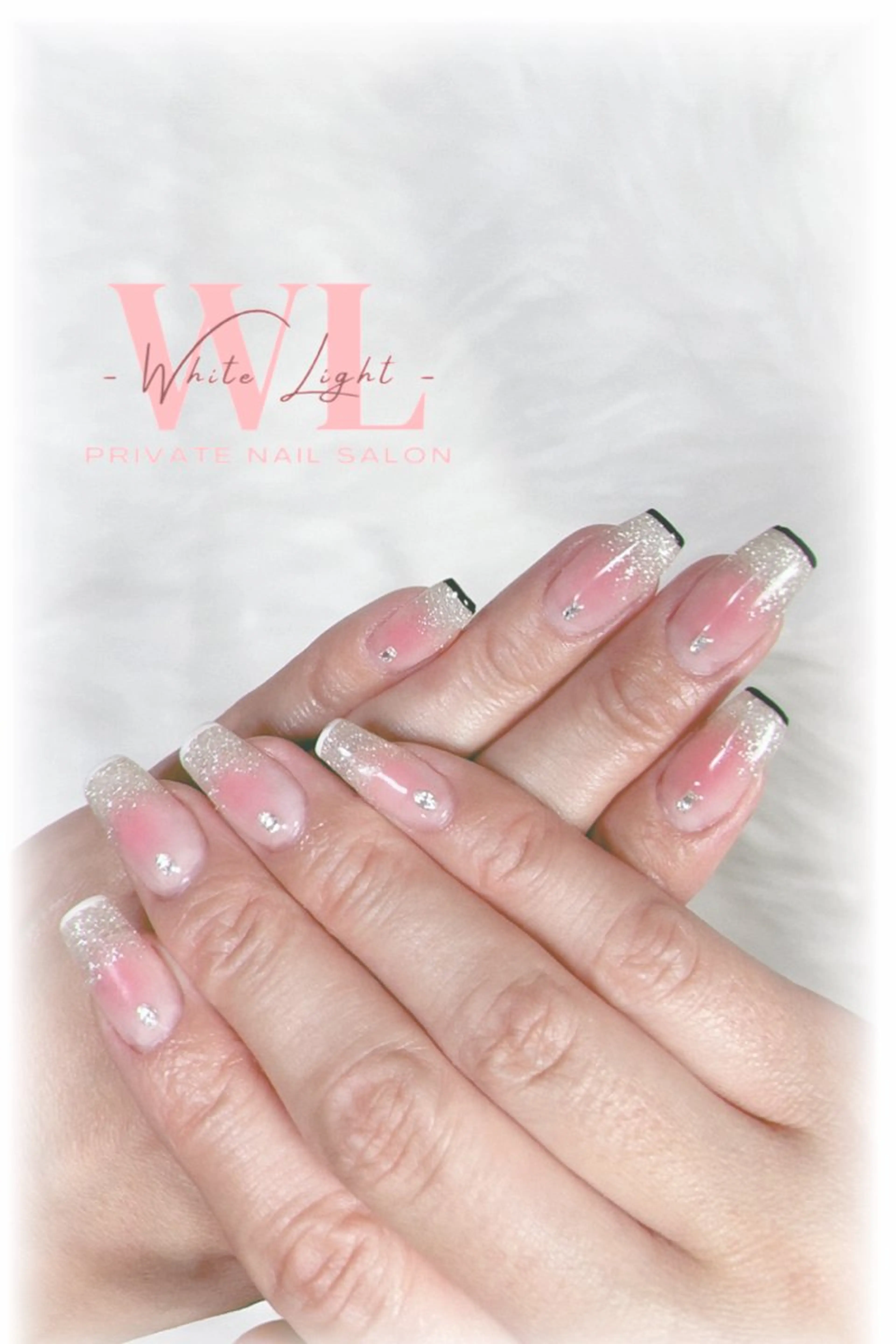 ネイル チークネイル フラッシュネイル グラデーション ハンドネイル プライベートサロン WhiteLightのネイルデザイン