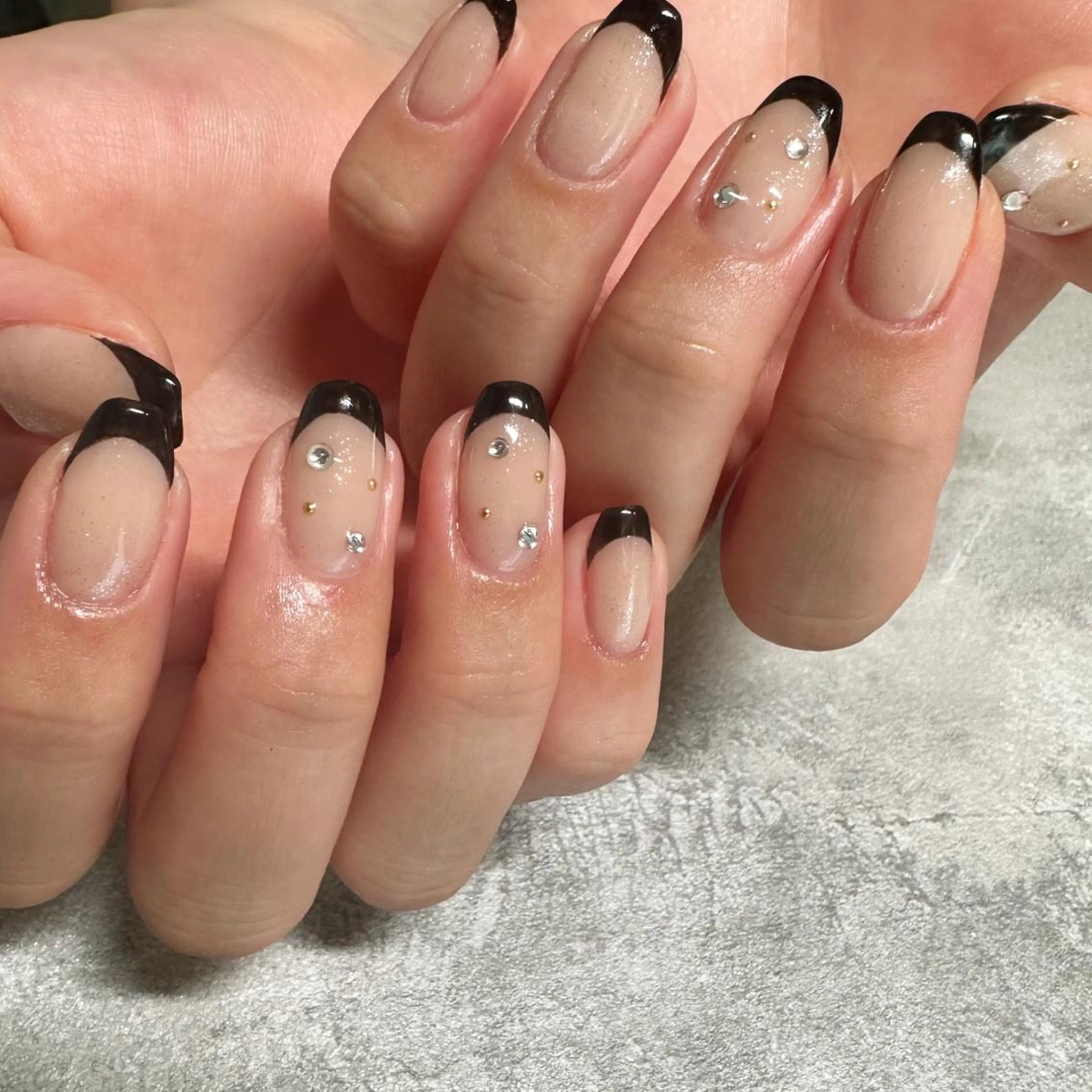 ネイル フレンチネイル ジェルネイル ハンドネイル ilo所属・舟橋 恭子のネイルデザイン